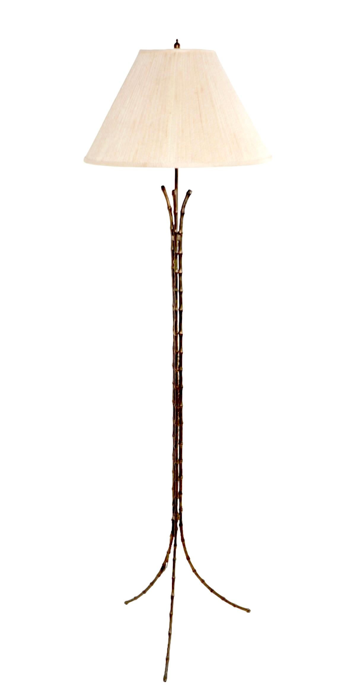 Faux Bamboo Brass Floor Lamp att. to Maison Bagues Made in France c.1960's In Good Condition For Sale In New York, NY