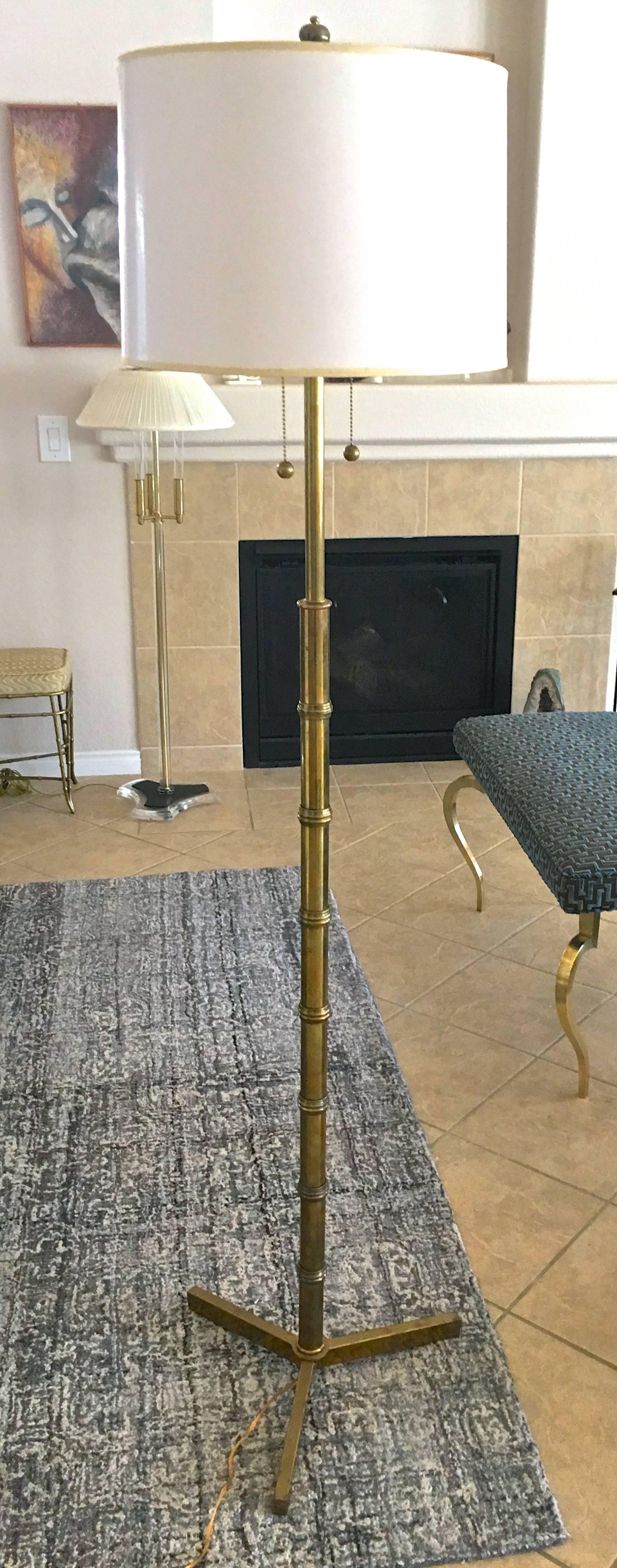 Lampadaire en faux bambou et laiton 9