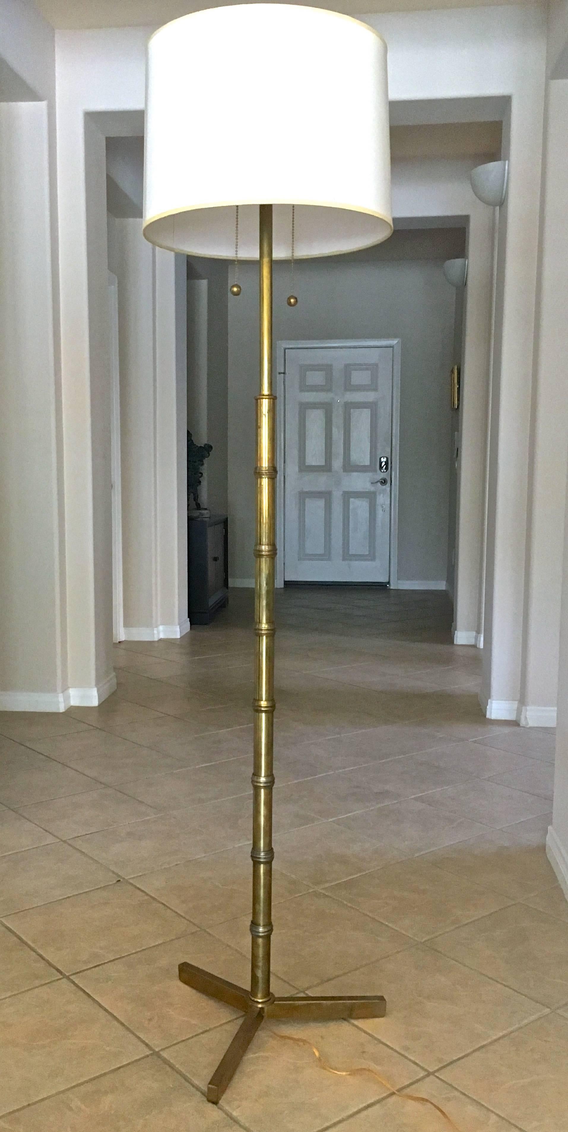 Faux Bamboo Brass Floor Lamp In Good Condition For Sale In Palm Springs, CA