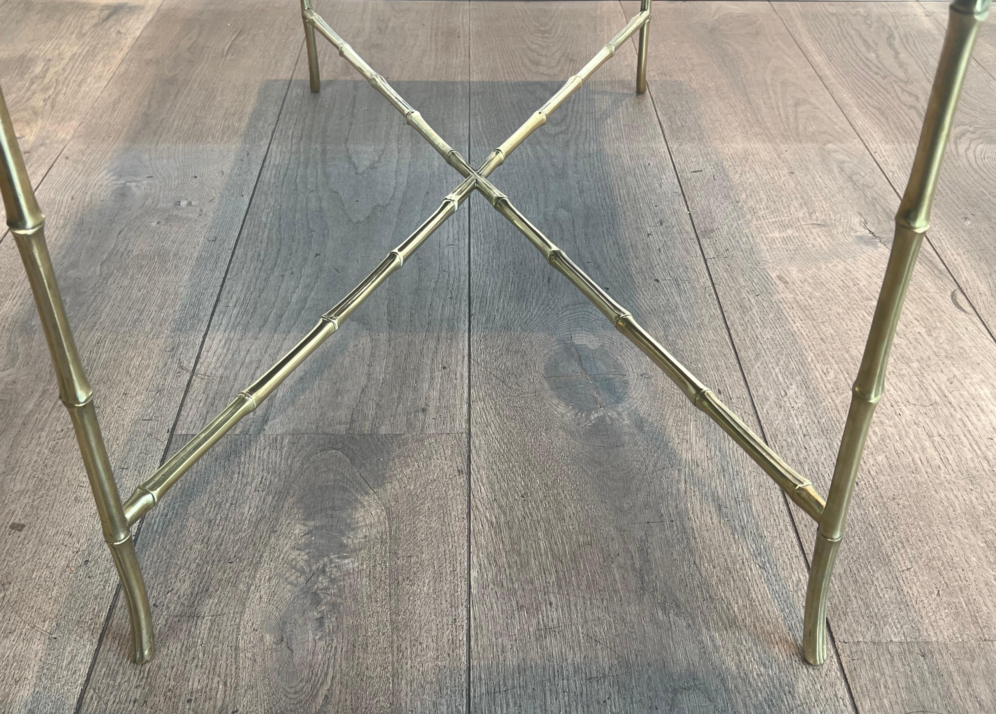 Mesa de centro de falso bambú bronce con tapa de mármol rojo by Maison Bagués en venta 3