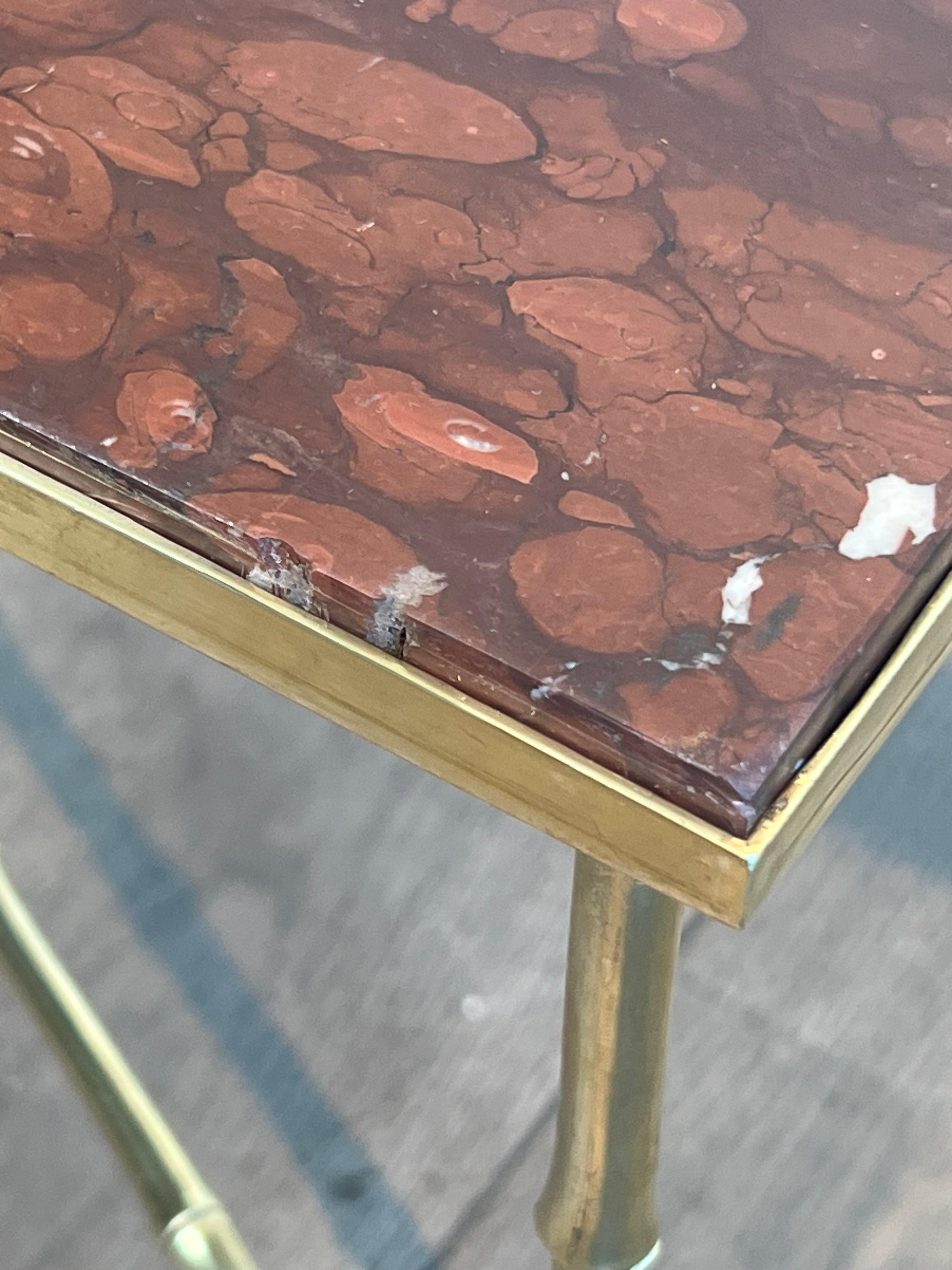 Mesa de centro de falso bambú bronce con tapa de mármol rojo by Maison Bagués en venta 8
