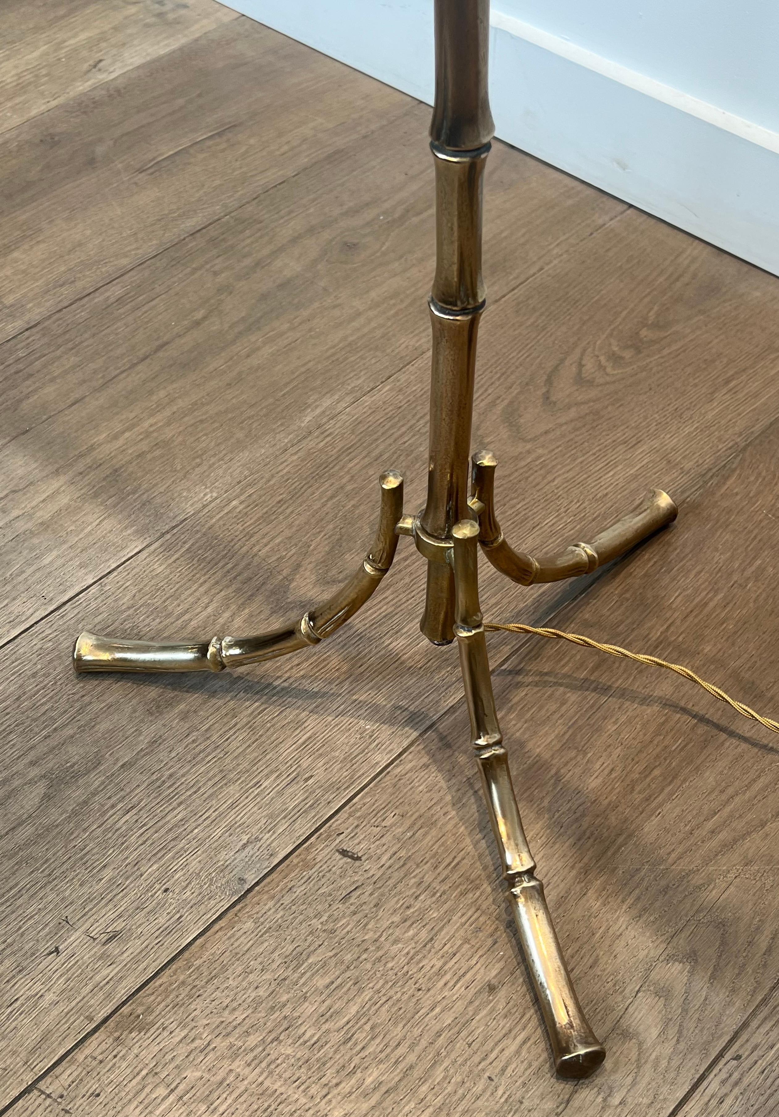 Lámpara de pie de imitación de bambú bronce de Maison Bagués en venta 9