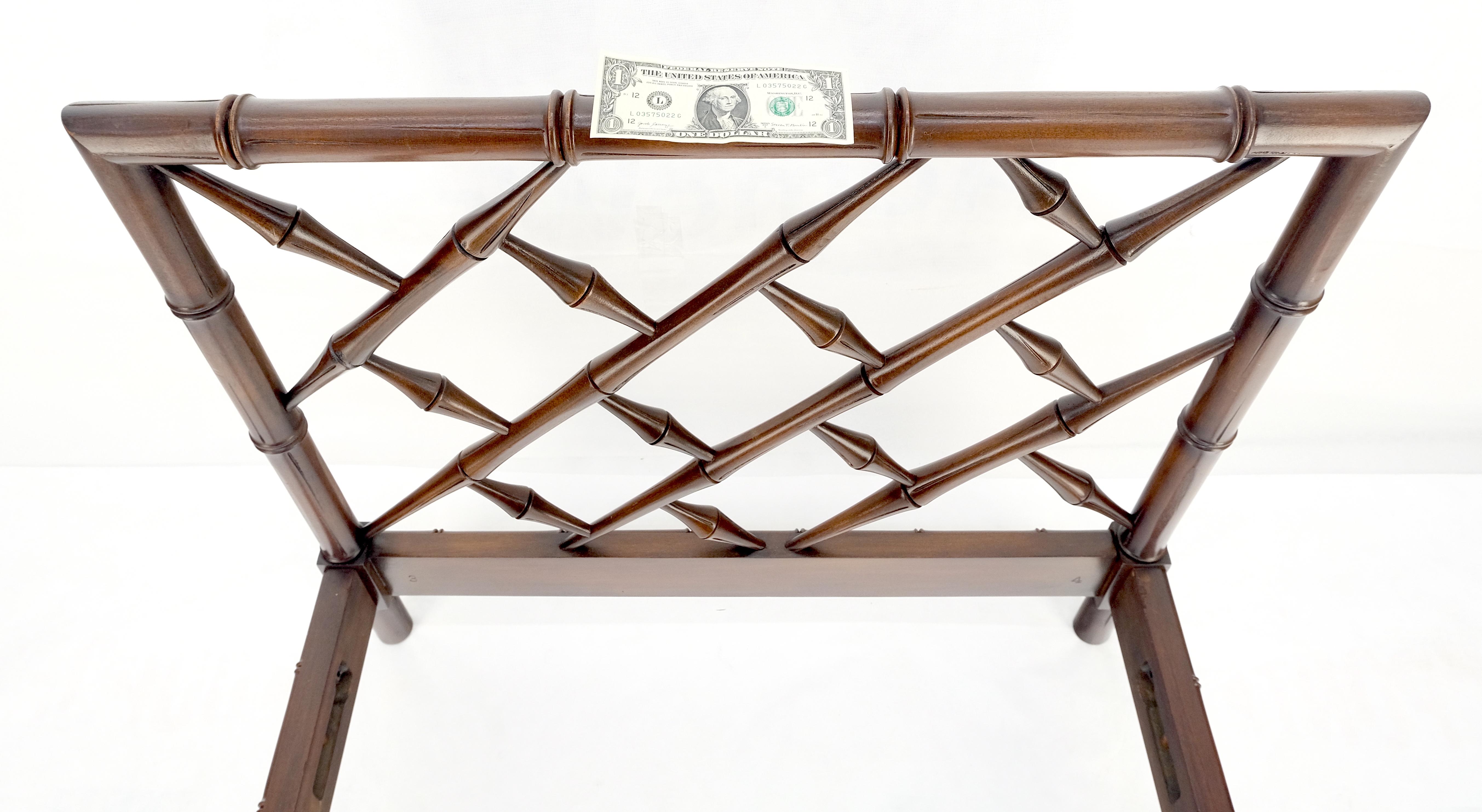 Faux Bambou Carved Wood Rails Decorative Daybed Sofa Bench Frame MINT ! en vente 6