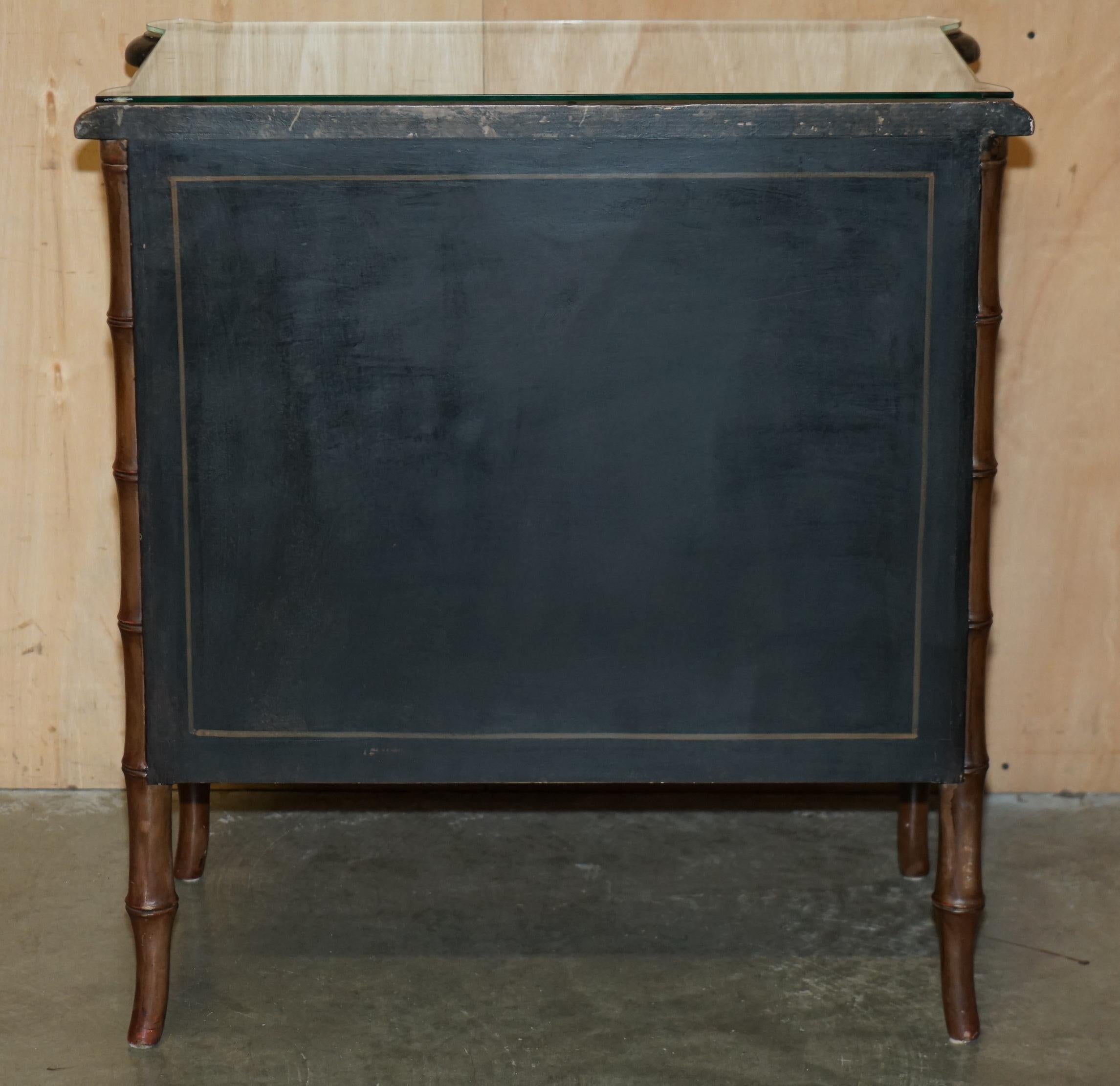 COFFRE DE TIRETTES EN FAUX BAMBOU CARVÉ EN BOIS PORTE ITALIA FIESOLE en vente 4