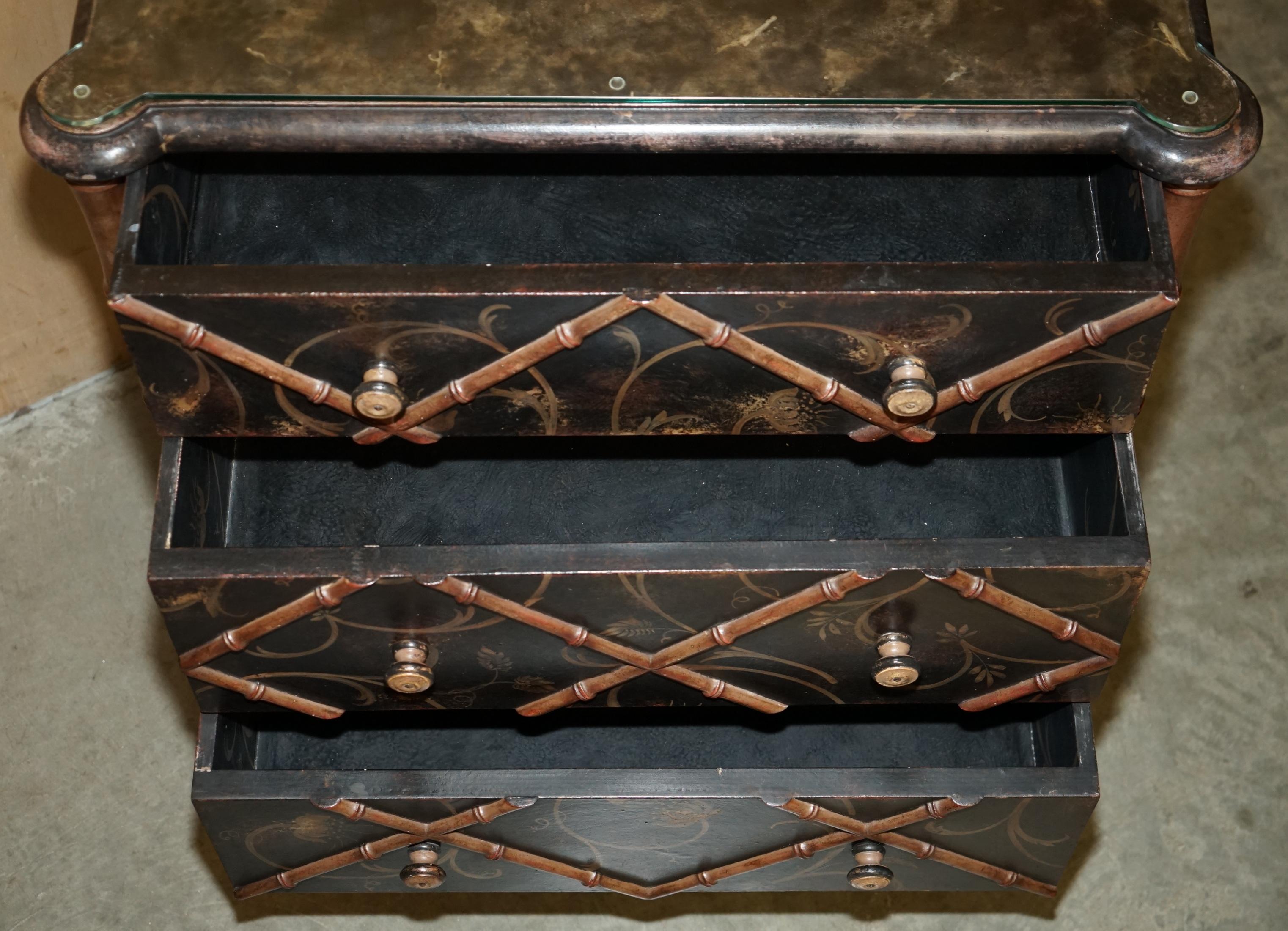 COFFRE DE TIRETTES EN FAUX BAMBOU CARVÉ EN BOIS PORTE ITALIA FIESOLE en vente 8