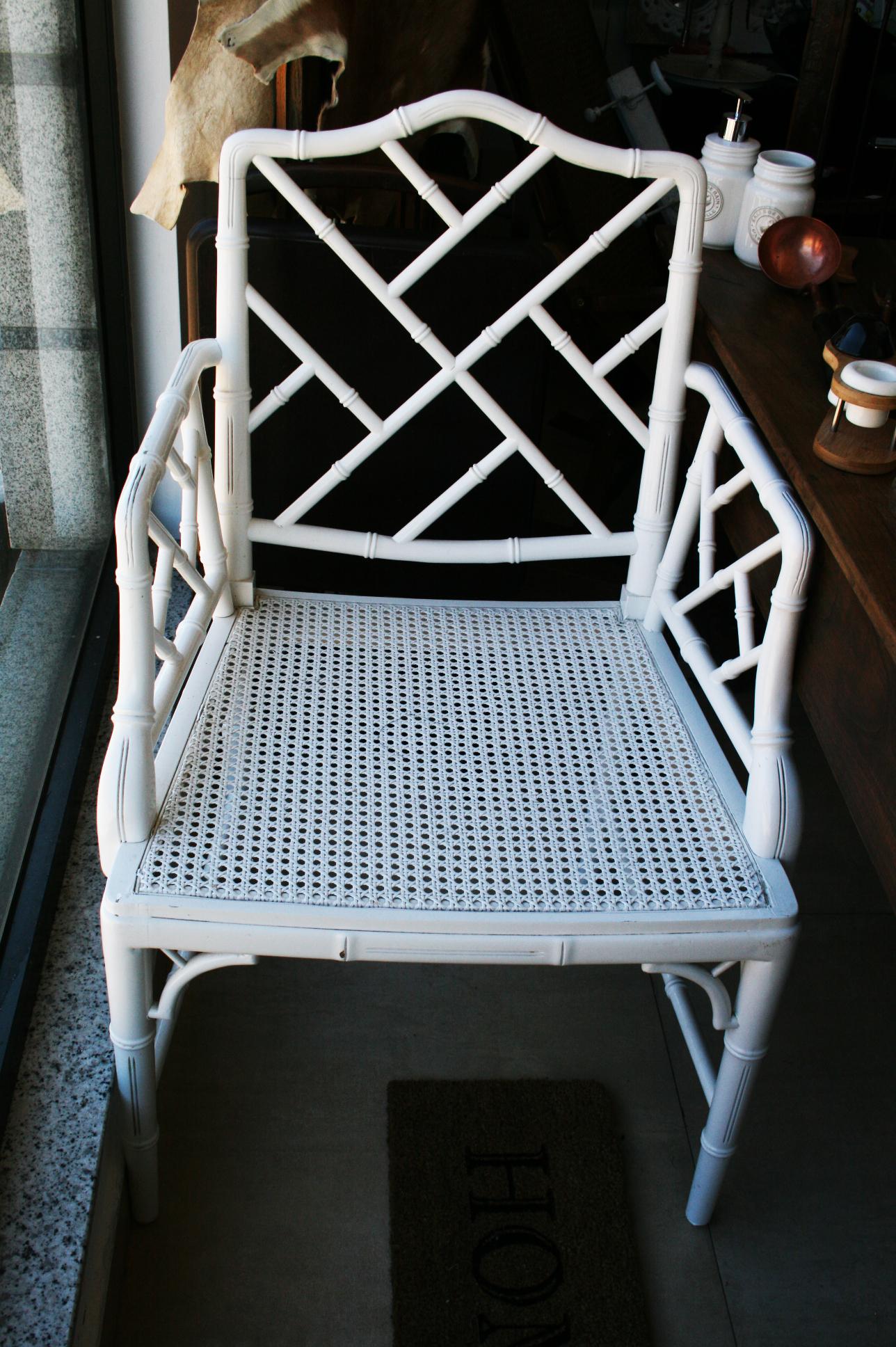 Faux Bamboo Chinese Chippendale Armchair  White Wood Lacquered 1970s In Excellent Condition In Mombuey, Zamora