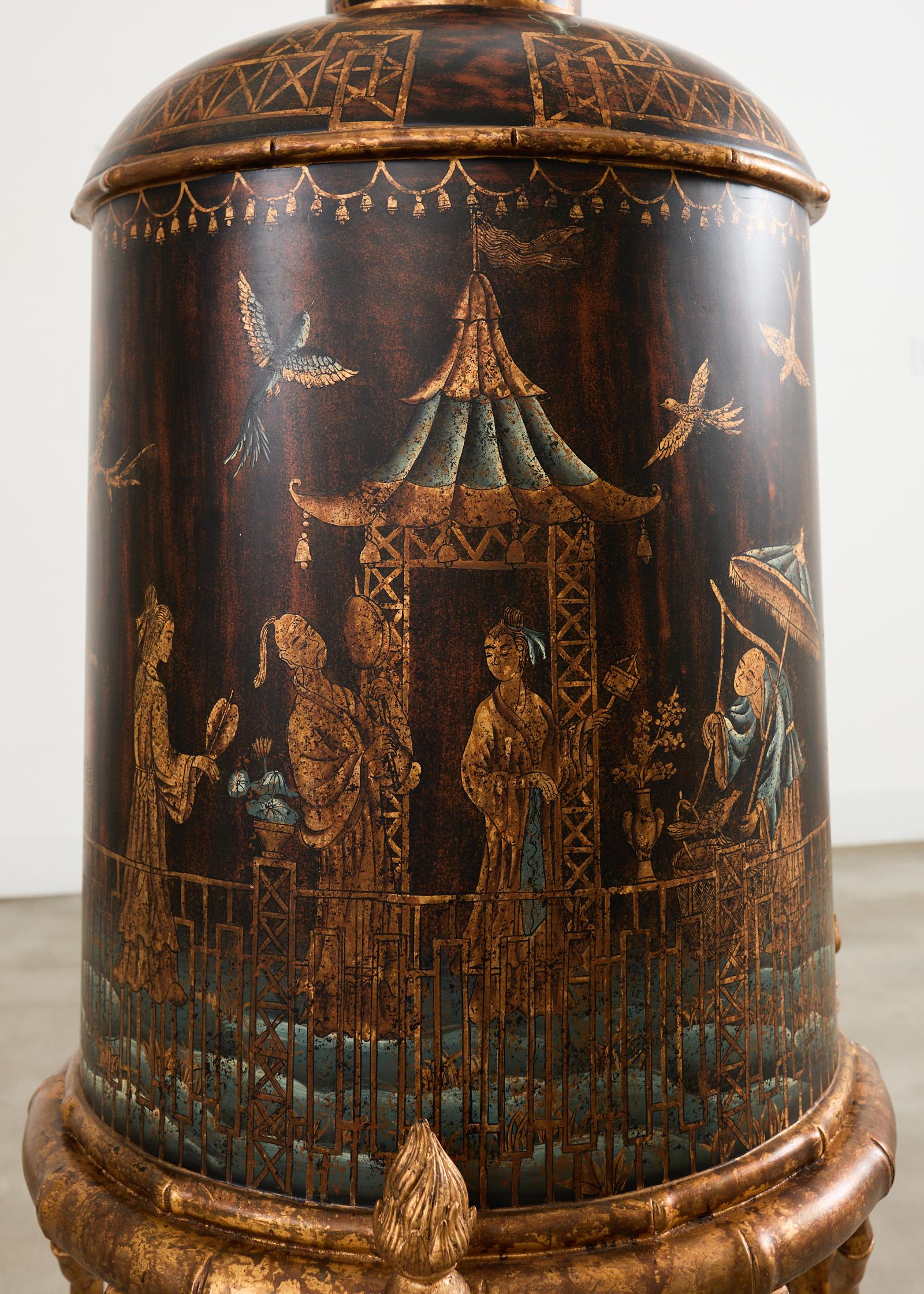 Meuble de bar sur stand en faux bambou décoré de Chinoiserie en vente 12