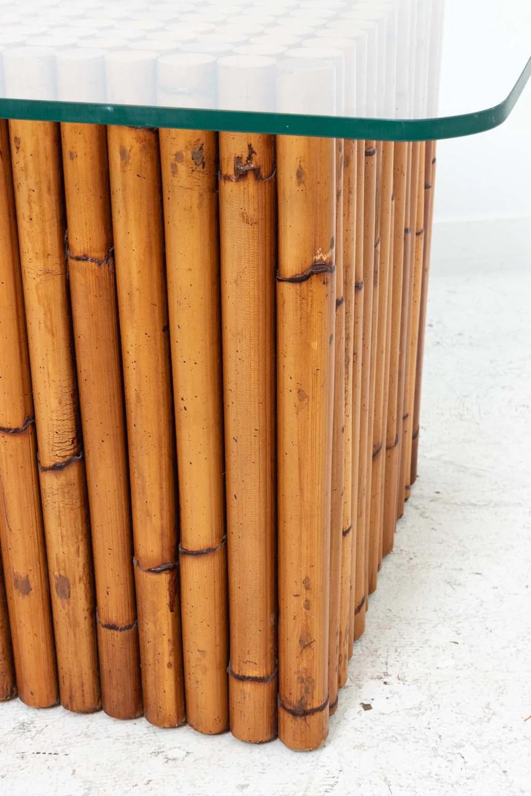20ième siècle Table à cocktail faux bambou en vente