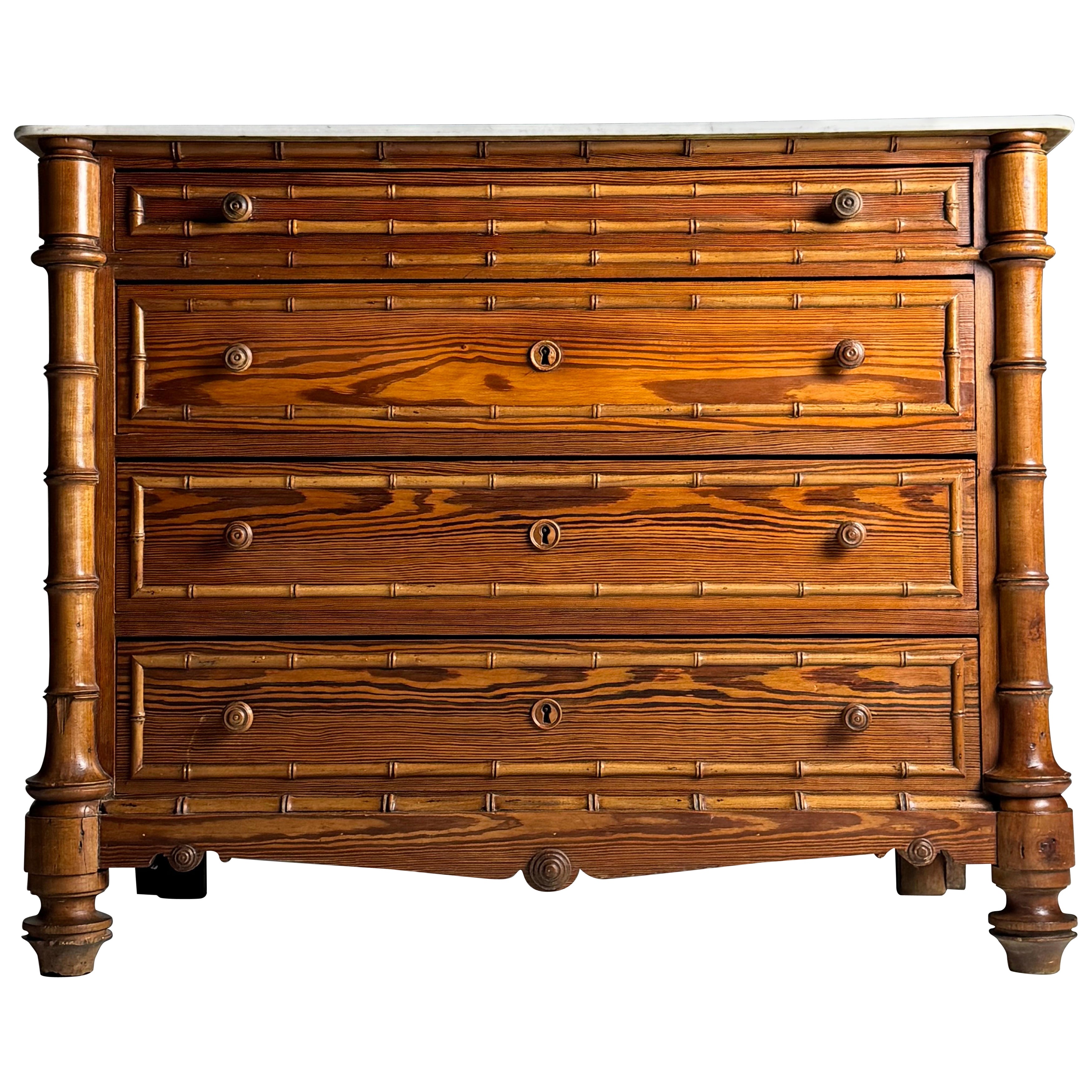 Cómoda de bambú sintético 1900 en venta