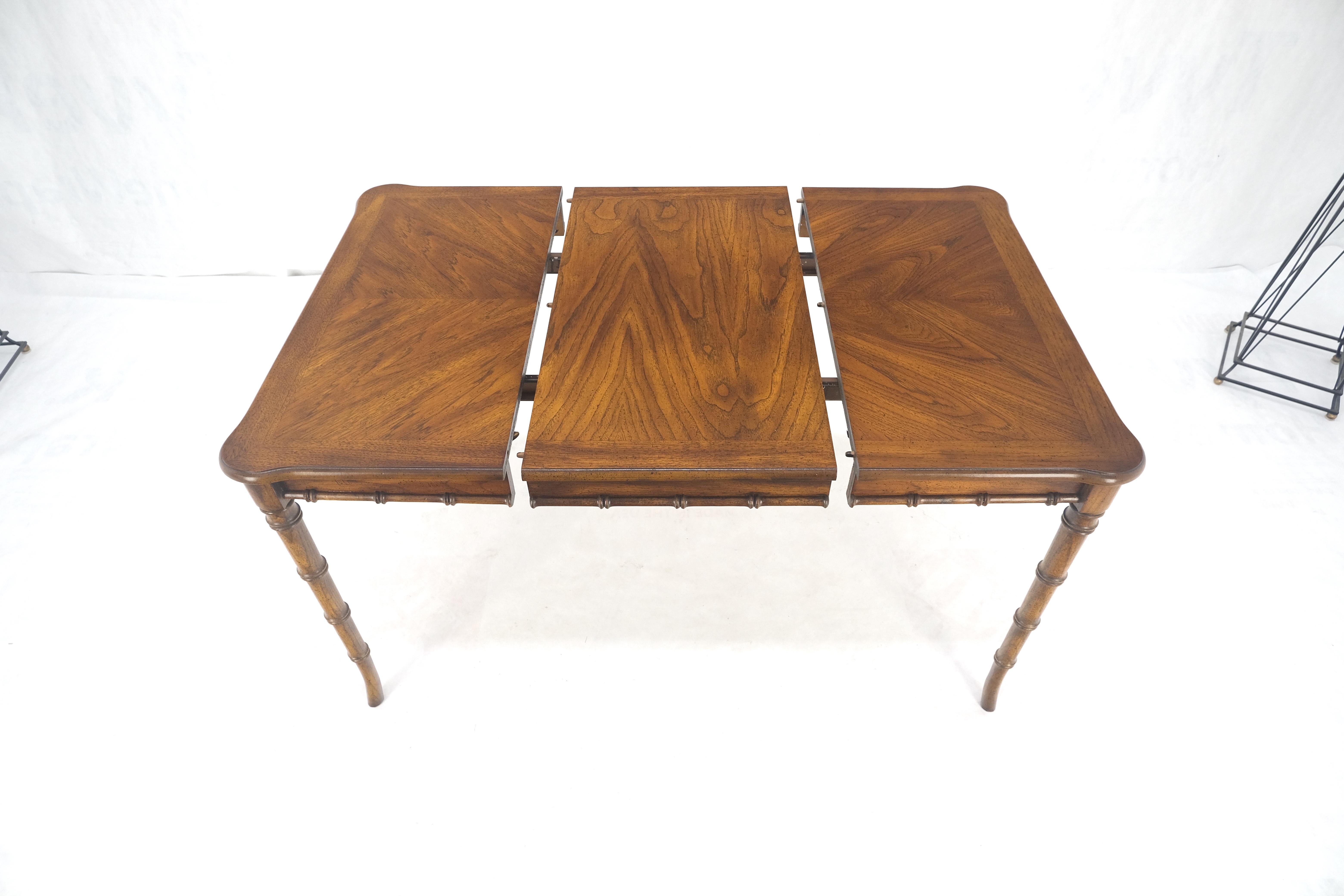 Tavolo da pranzo compatto in finto bambù 34x34 con 1 foglia  Set di 4 sedie MINT! In condizioni buone in vendita a Rockaway, NJ