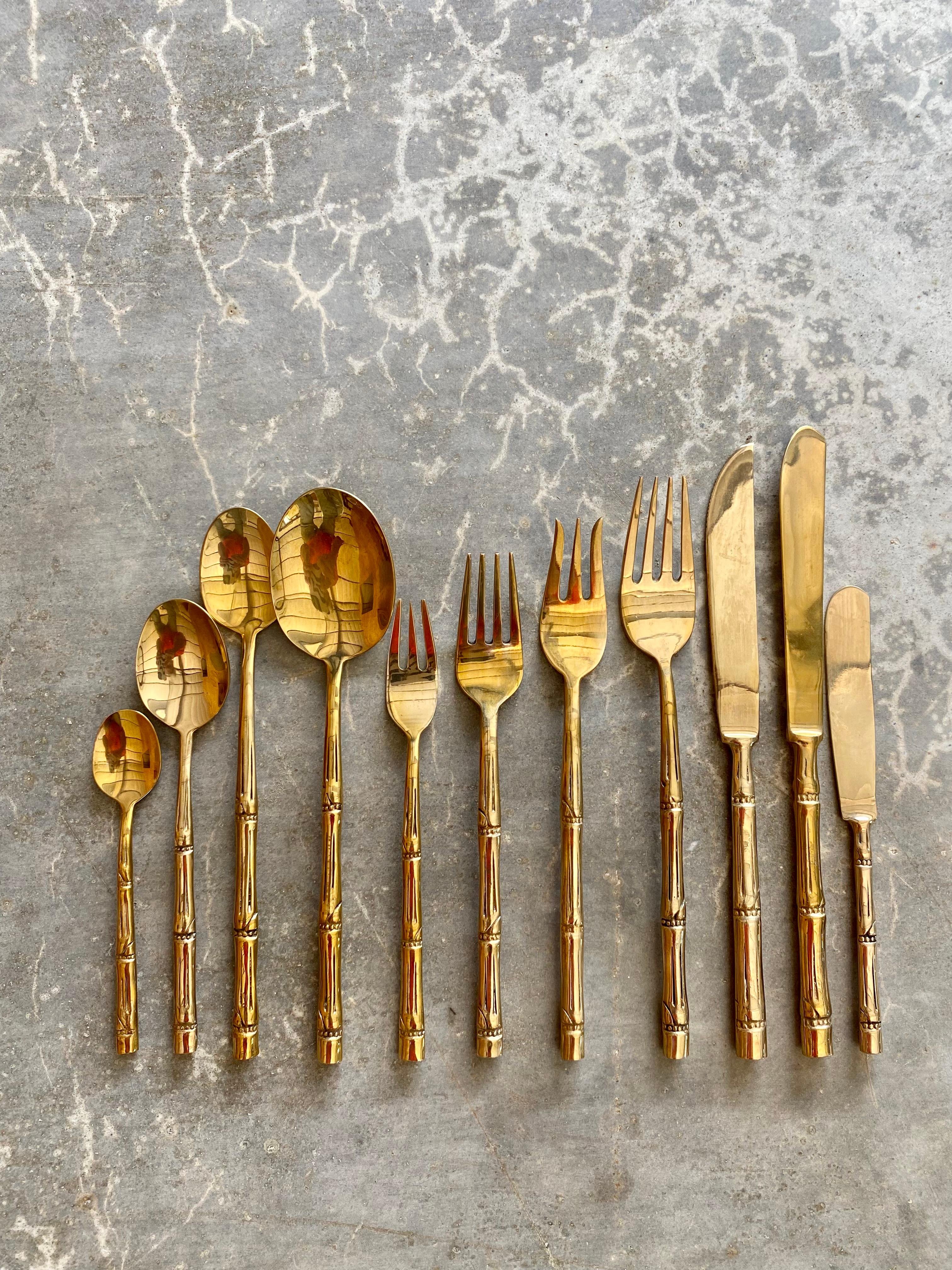 Faux Bamboo Besteck für 12 Personen (144 Teile) im Angebot 3