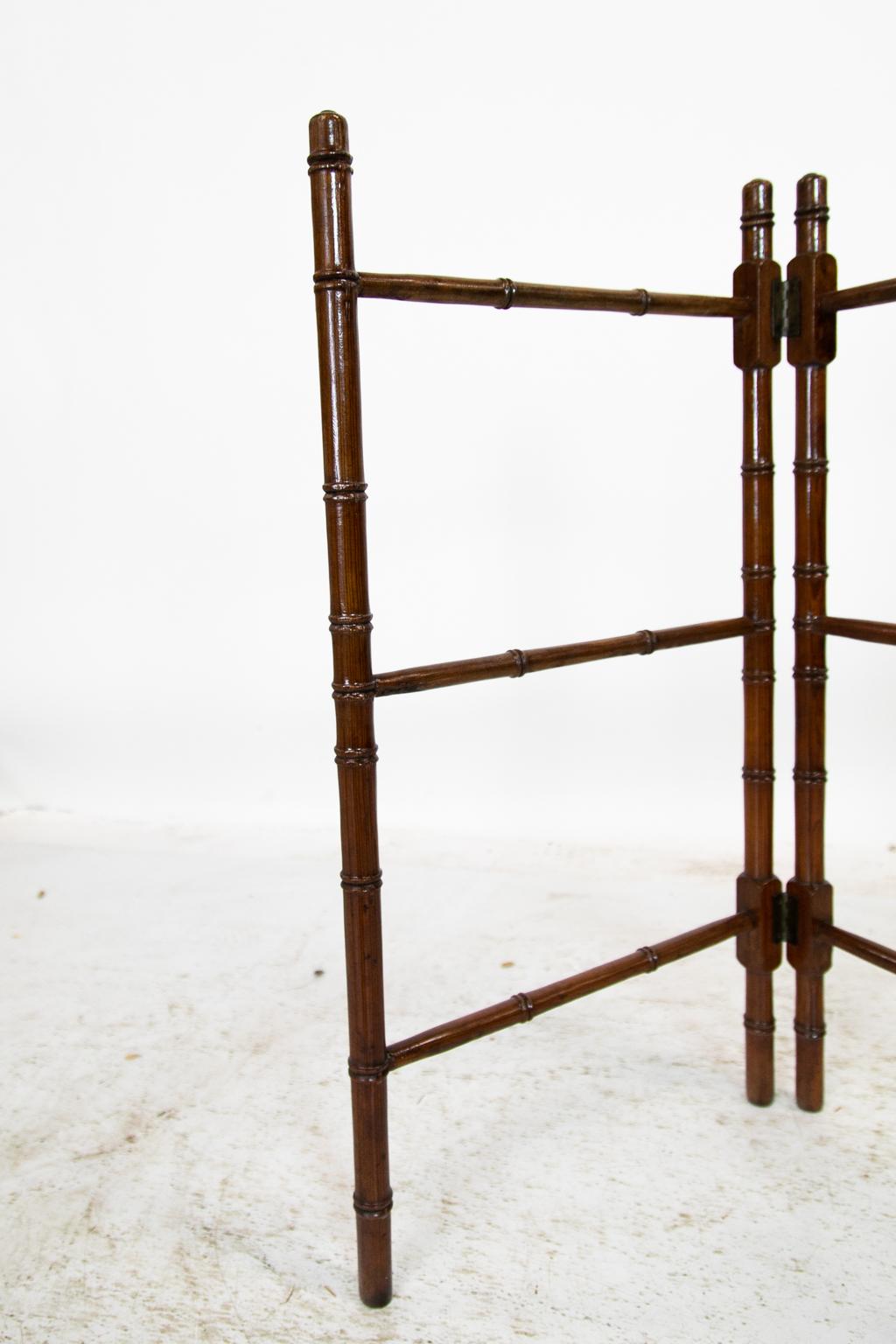 English Faux Bamboo Folding Towel Rack