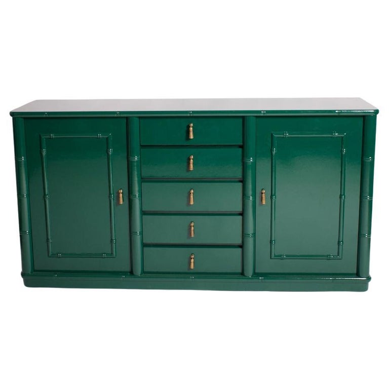Grün lackiertes Sideboard aus Kunstbambus, 1970er-Jahre bei 1stDibs Deutschland