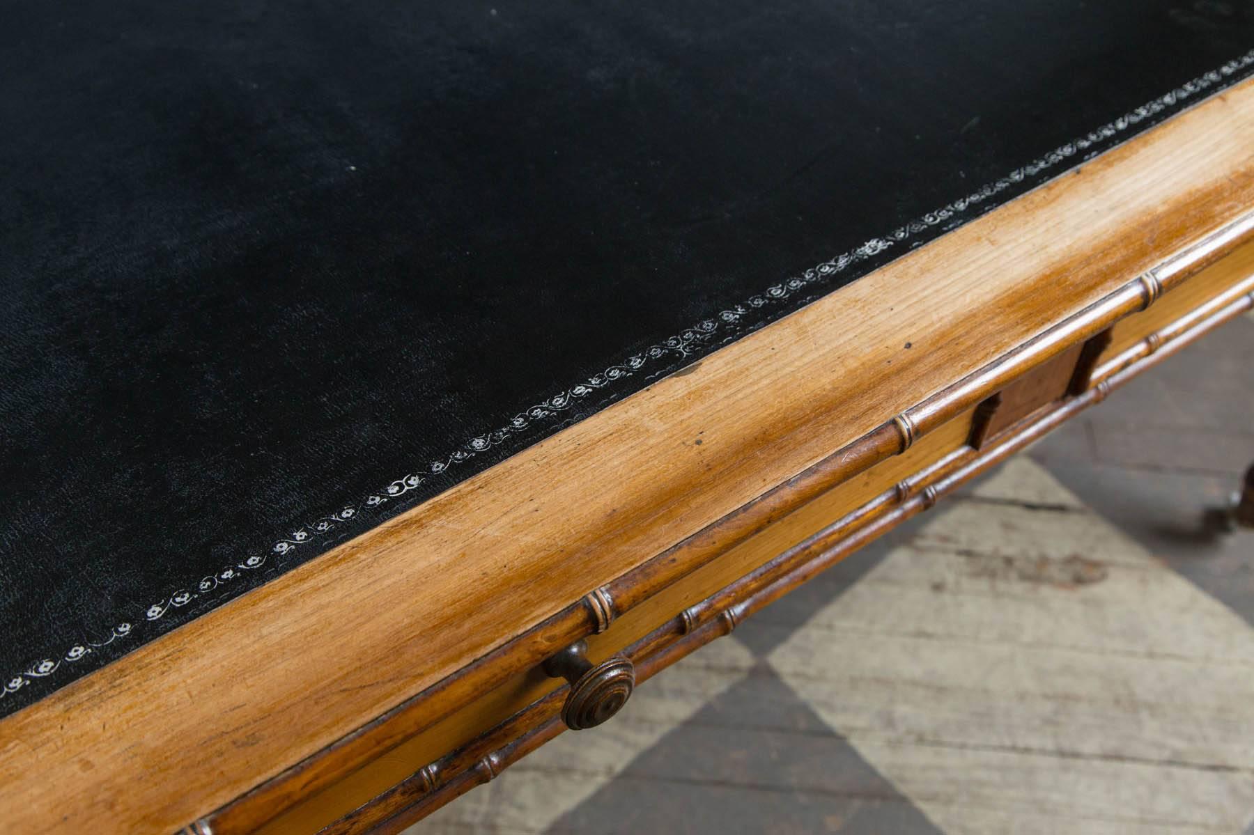 Faux Bamboo Leather Topped Writing Table In Good Condition For Sale In Woodbury, CT