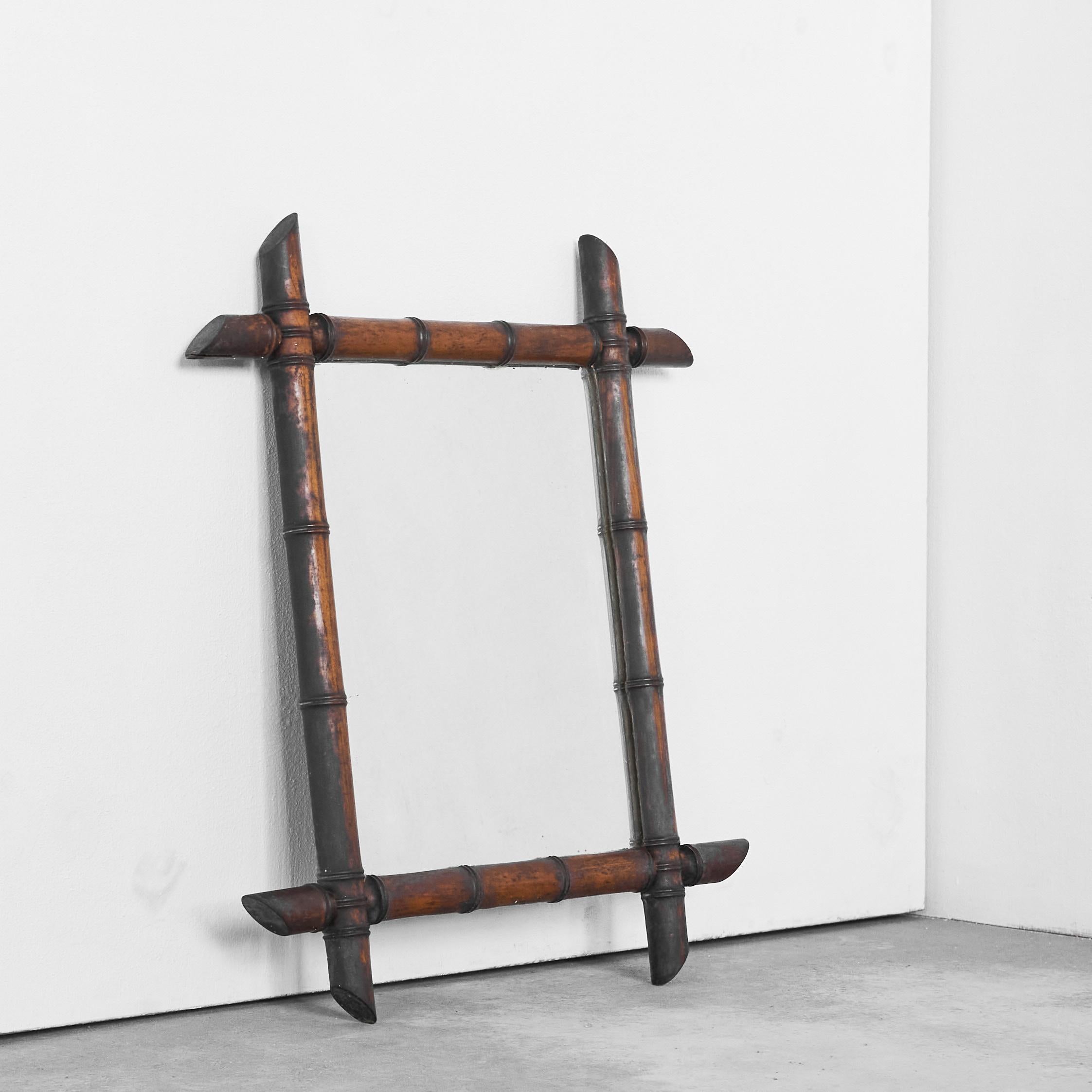 Mid-Century moderno Specchio in finto bambù in Wood massiccio anni '40