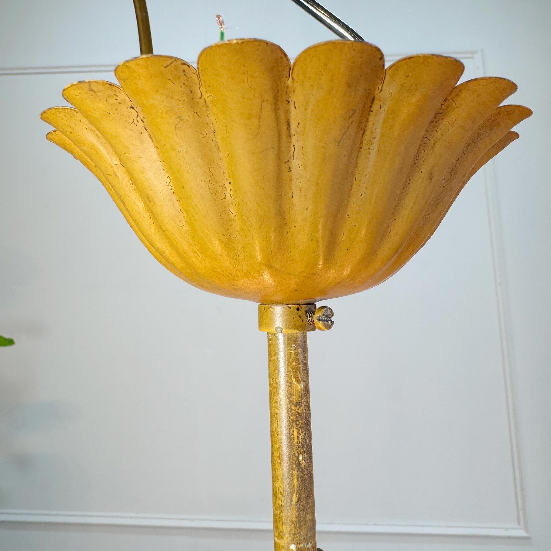 Lustre italien en faux bambou feuille de palmier des années 1960 en vente 4