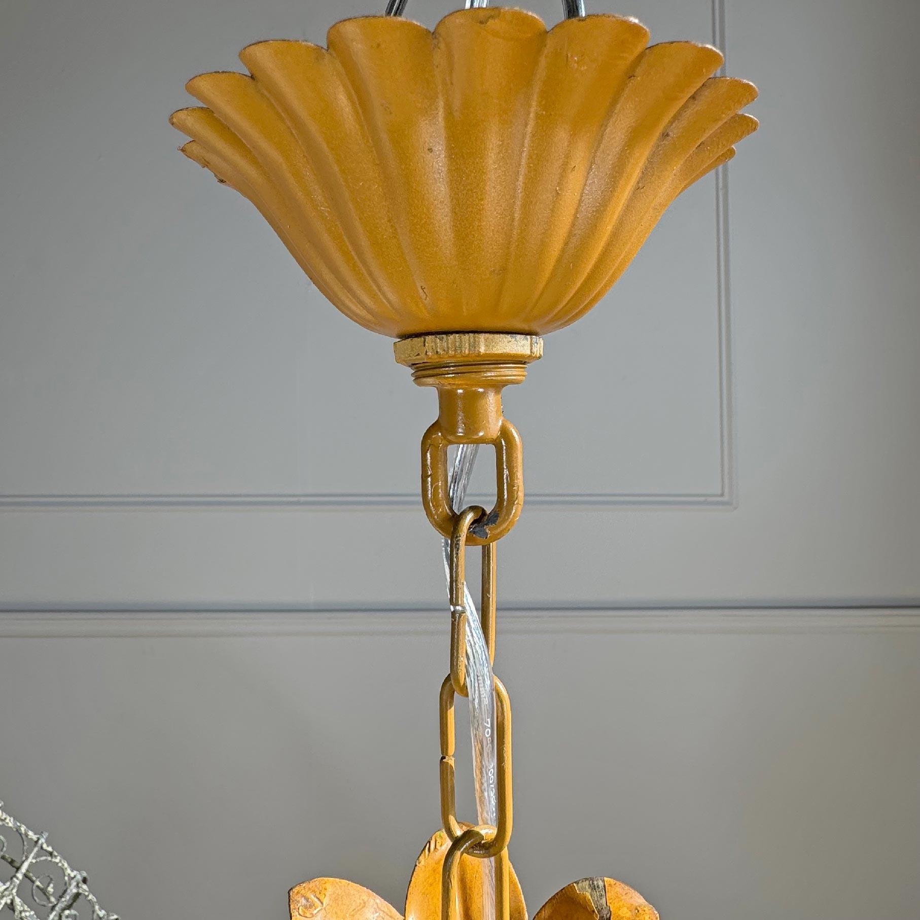 Lampadario in finto bambù con foglie di palma italiano anni '60 in vendita 3