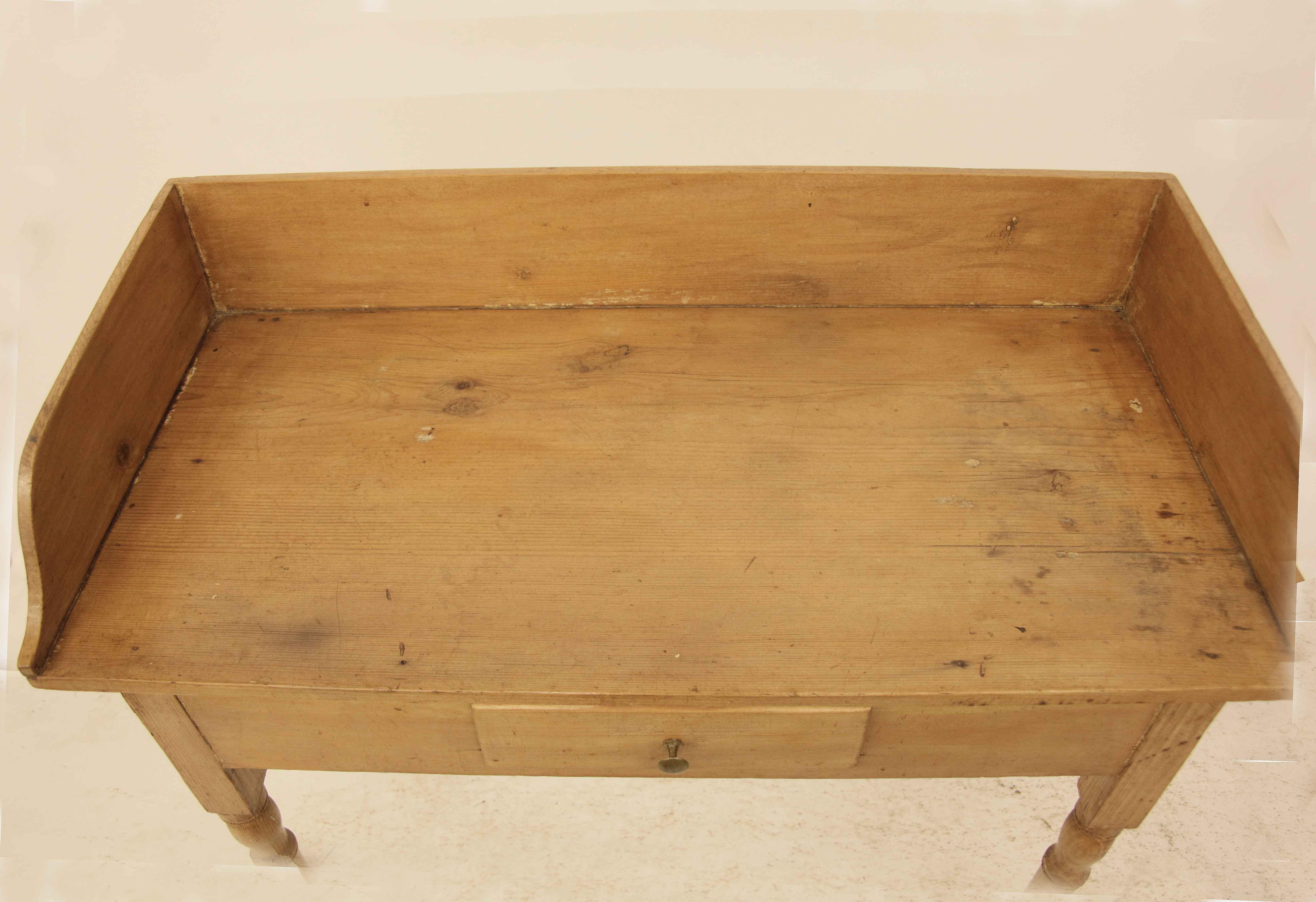 Faux Bamboo Pine One Drawer Table In Good Condition In Wilson, NC