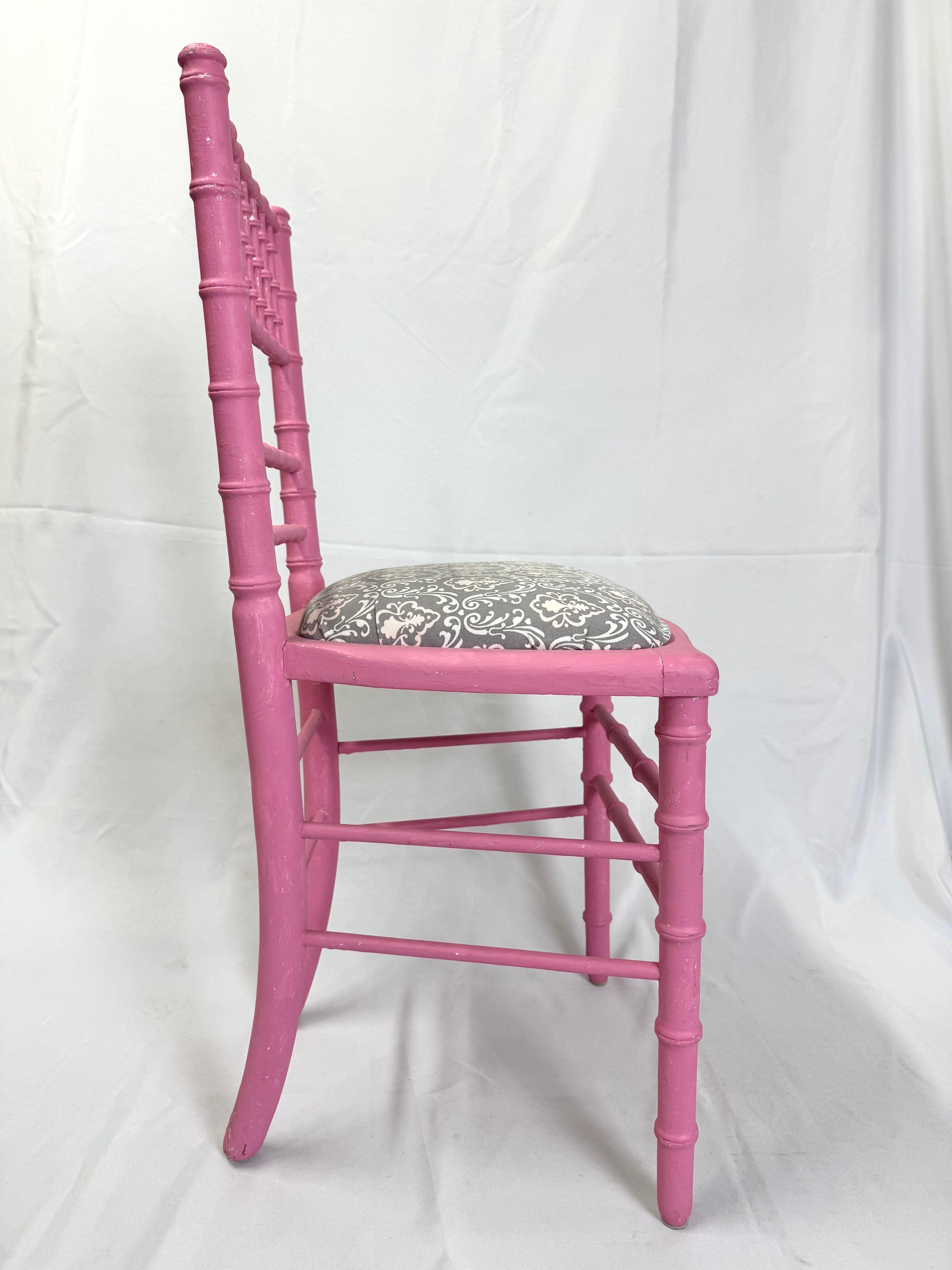 Late 20th Century Faux Bamboo Pink Desk or Vanity Chair For Sale
