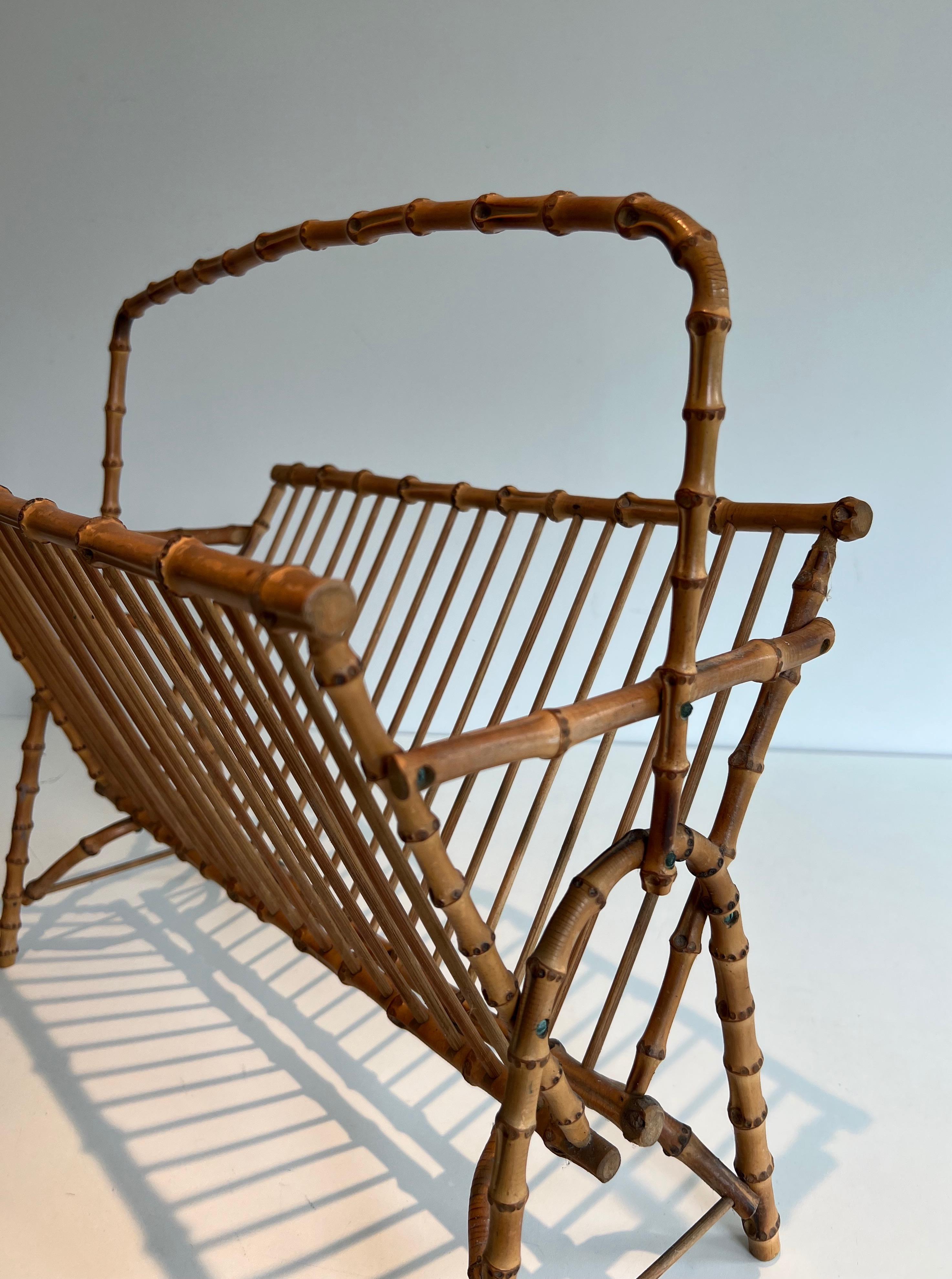 Portariviste in rattan finto-bambù in vendita 3