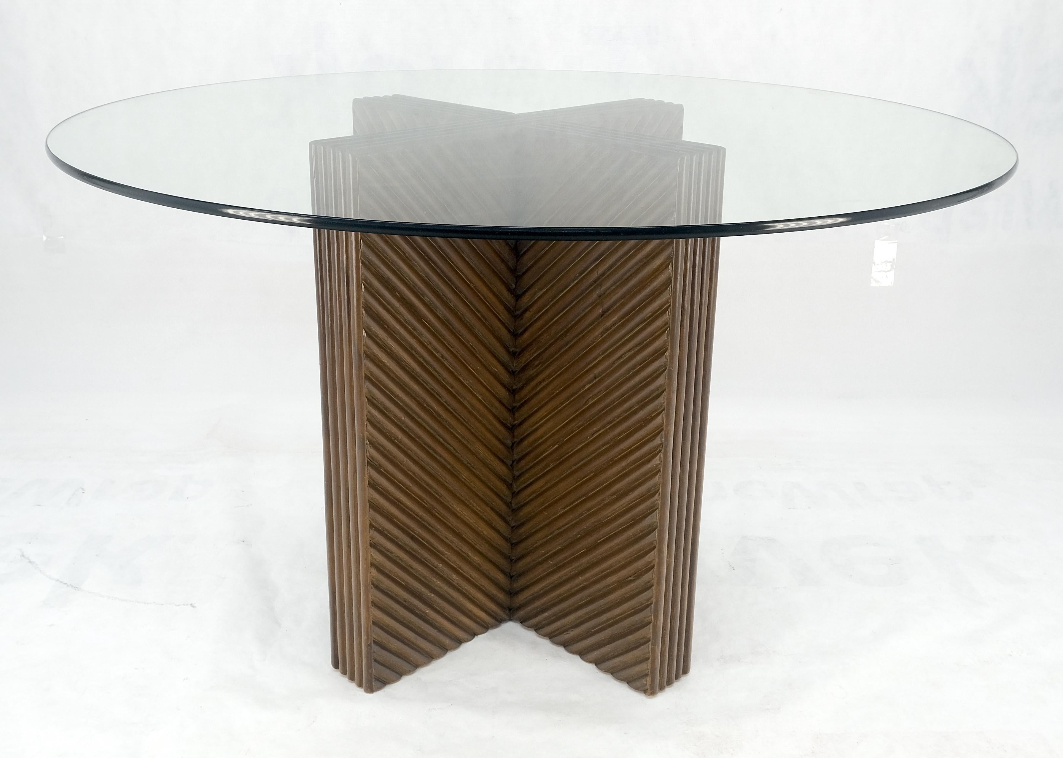 XX secolo Tavolo da pranzo rotondo con base a piedistallo e piano in vetro in finto bambù Reed Cross X MINT! in vendita
