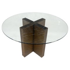 Tavolo da pranzo rotondo con base a piedistallo e piano in vetro in finto bambù Reed Cross X MINT!