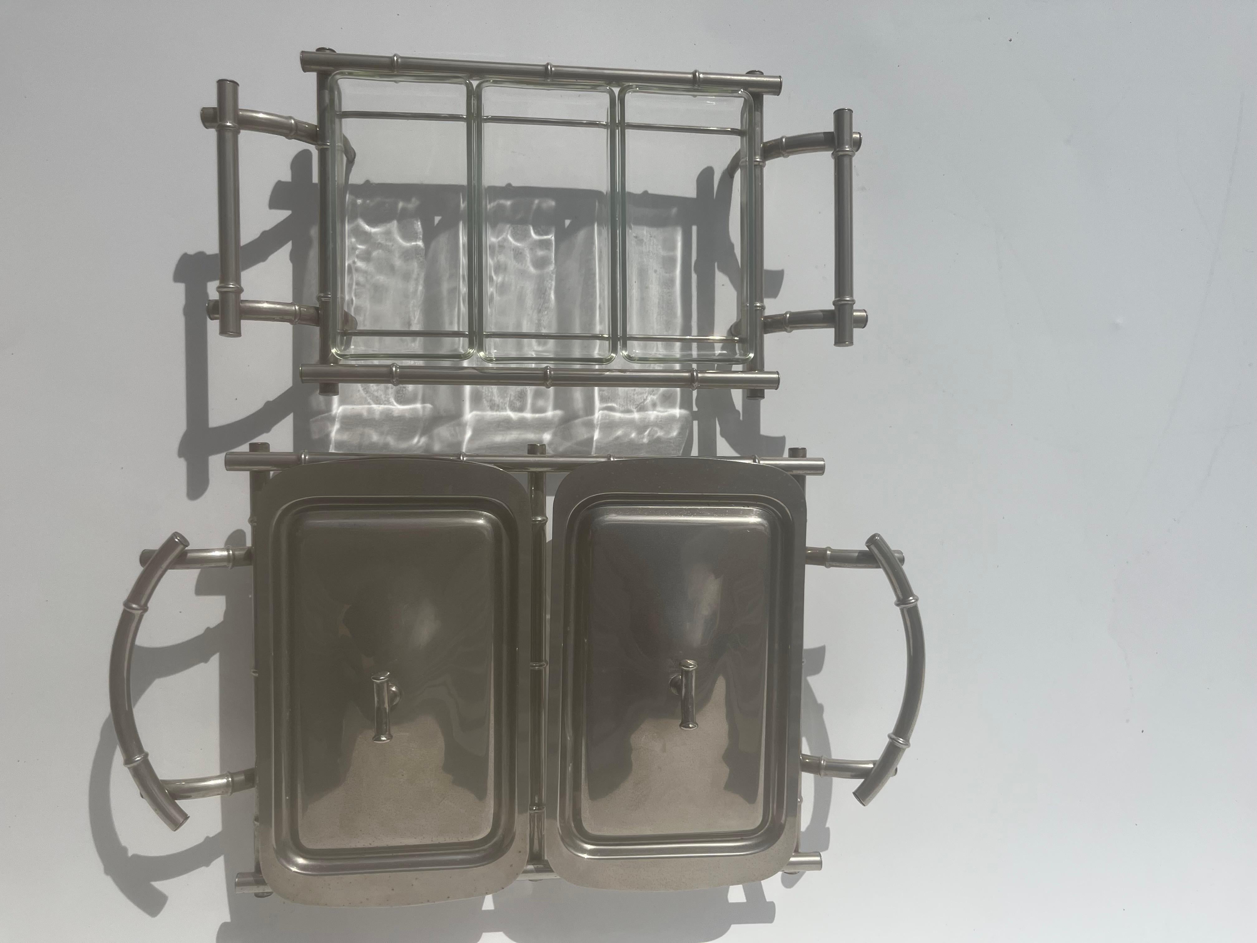Service en faux bambou, verre Pyrex, plaqué argent en vente 3