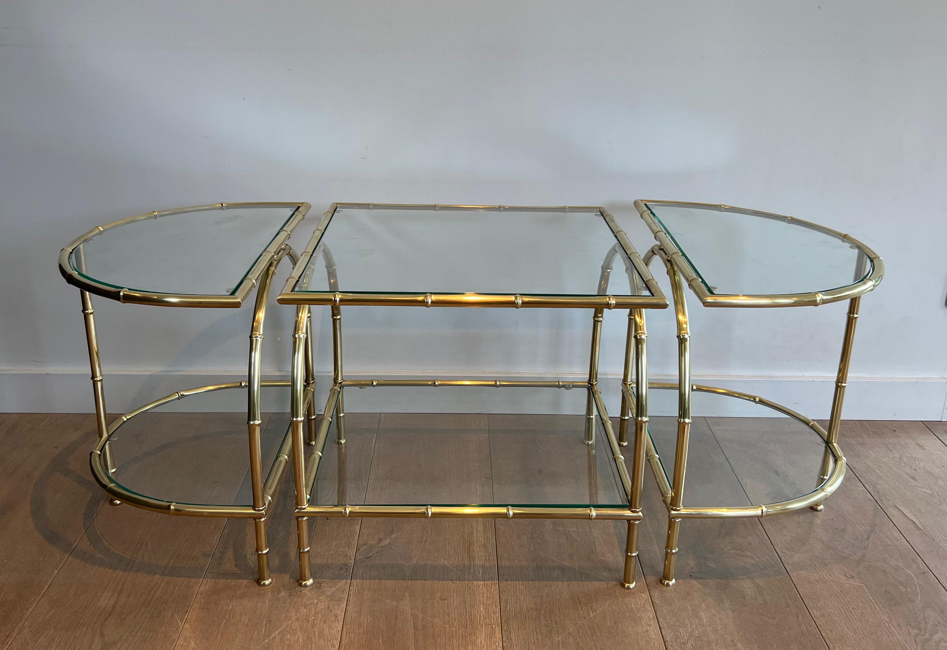 Mesa de centro tripartita de latón de imitación de bambú al estilo de Maison Baguès en venta 5