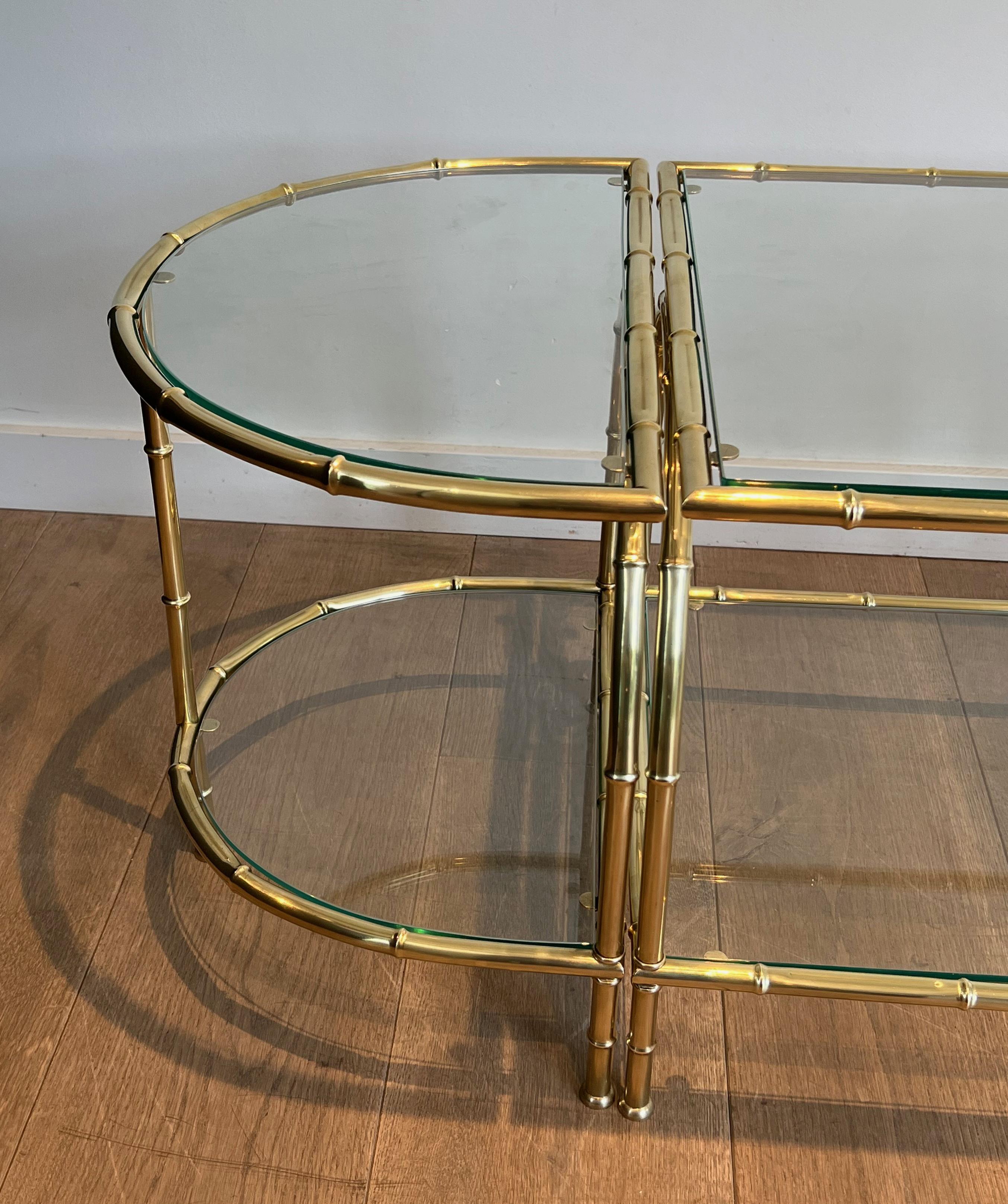 Mesa de centro tripartita de latón de imitación de bambú al estilo de Maison Baguès mediados del siglo XX en venta