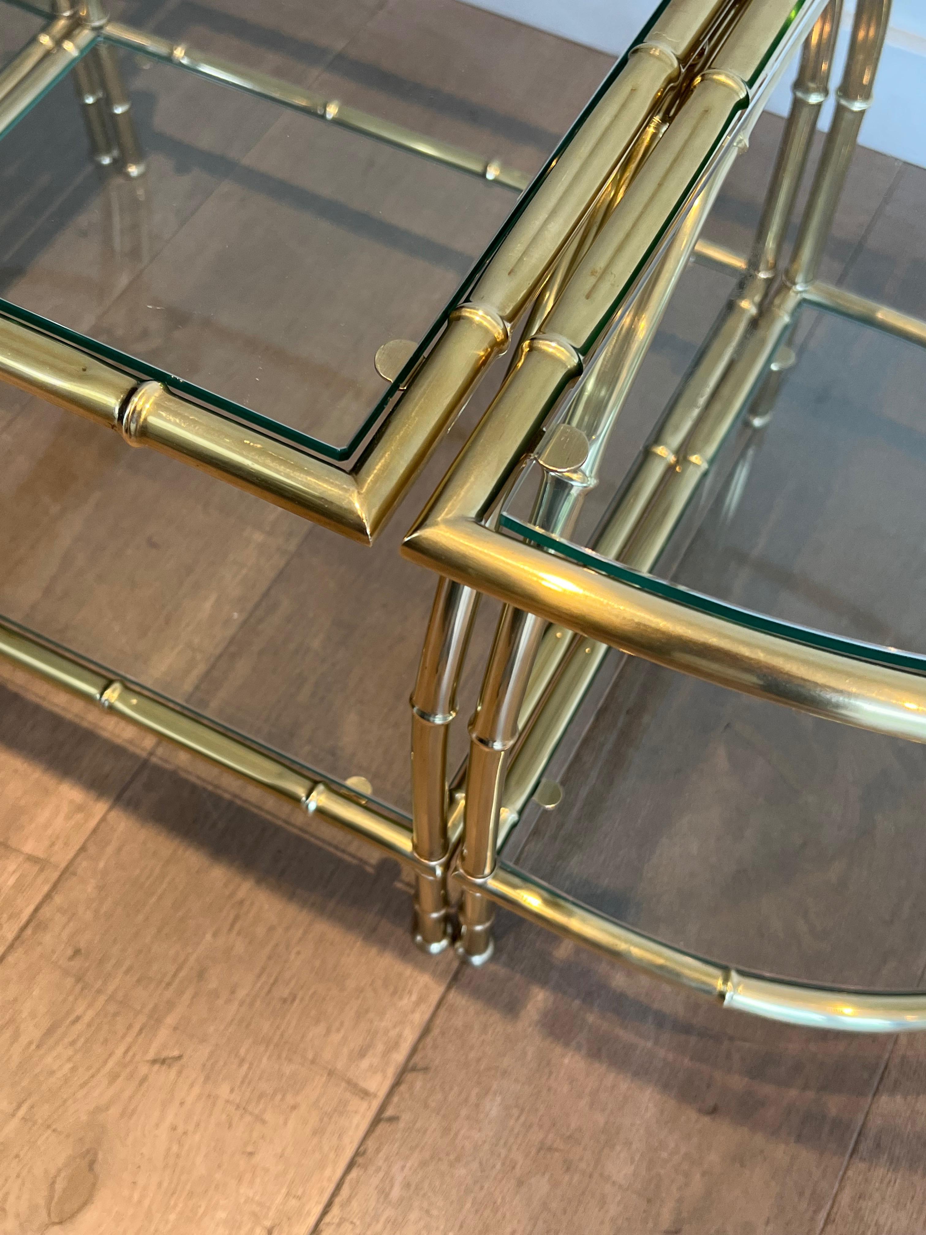 Mesa de centro tripartita de latón de imitación de bambú al estilo de Maison Baguès en venta 1