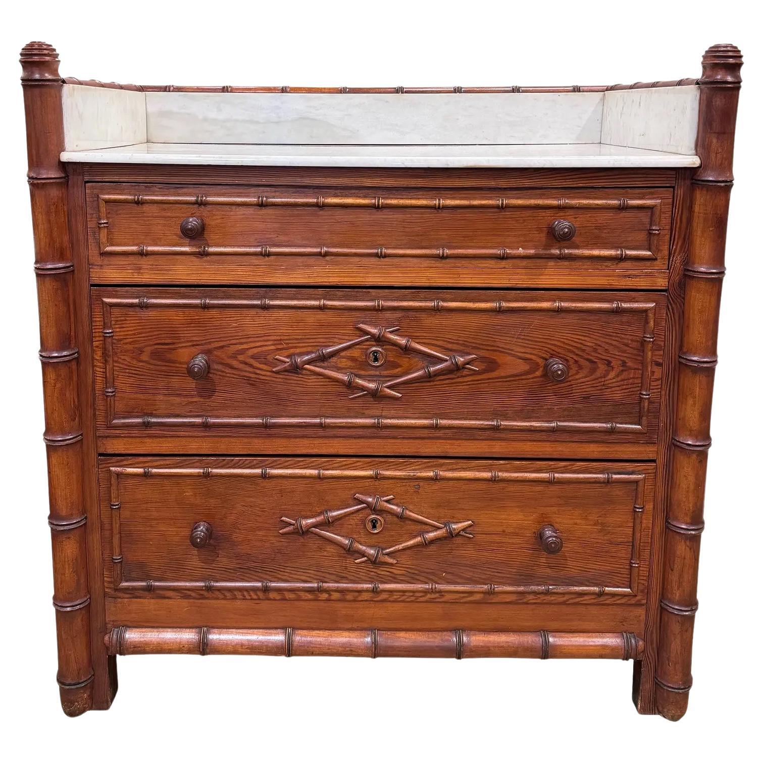 Faux Bamboo Vanity Chest im Angebot