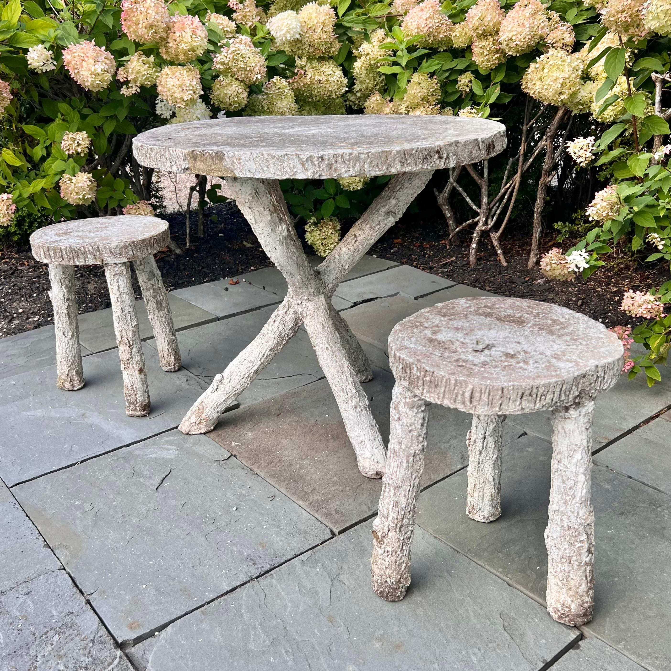 Faux Bois Concrete Table and Two Stools, 1960s France For Sale 3