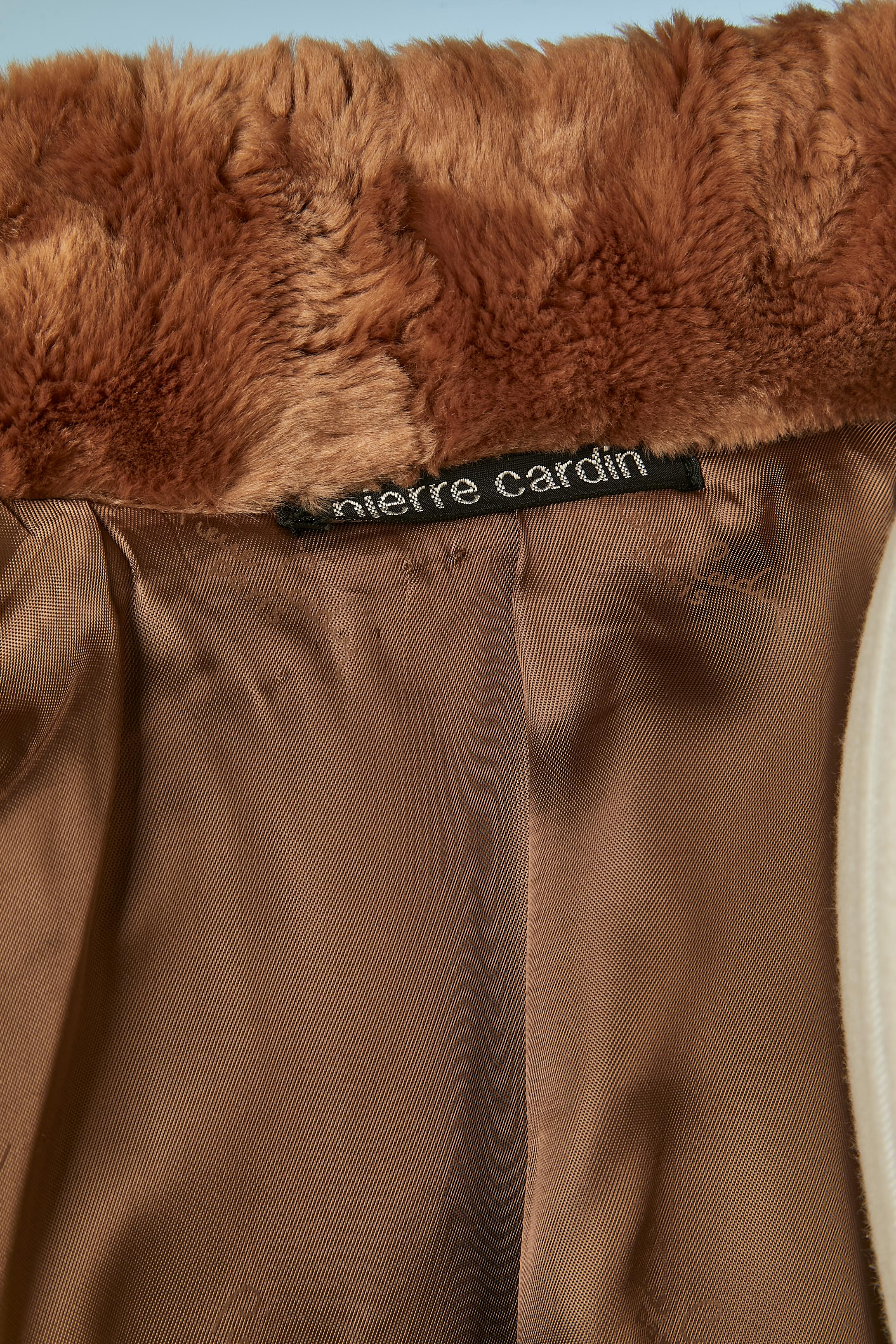Faux fur beige coat with texture Pierre Cardin For Sale 1