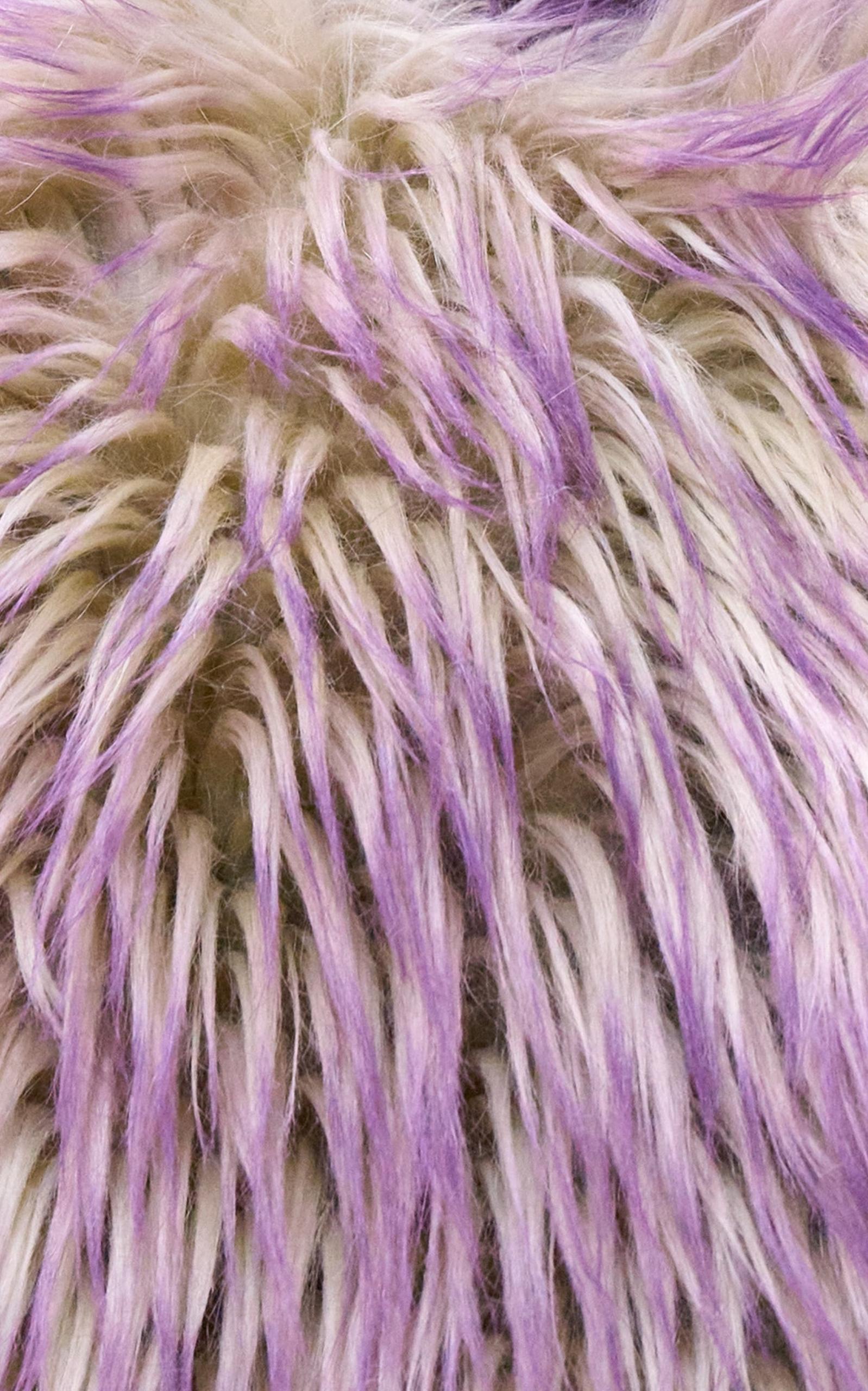 Cappotto in pelliccia sintetica di Gucci con punte colorate a contrasto IT 44 in vendita 1