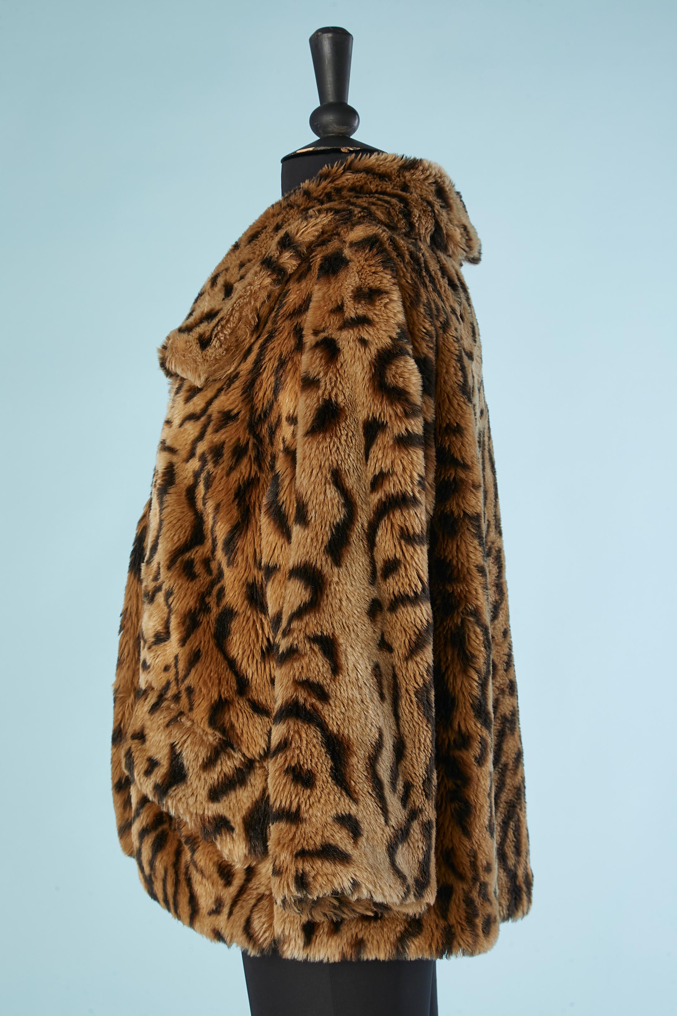 Brown Faux-fur jacket with leopard print Miu-Miu  For Sale