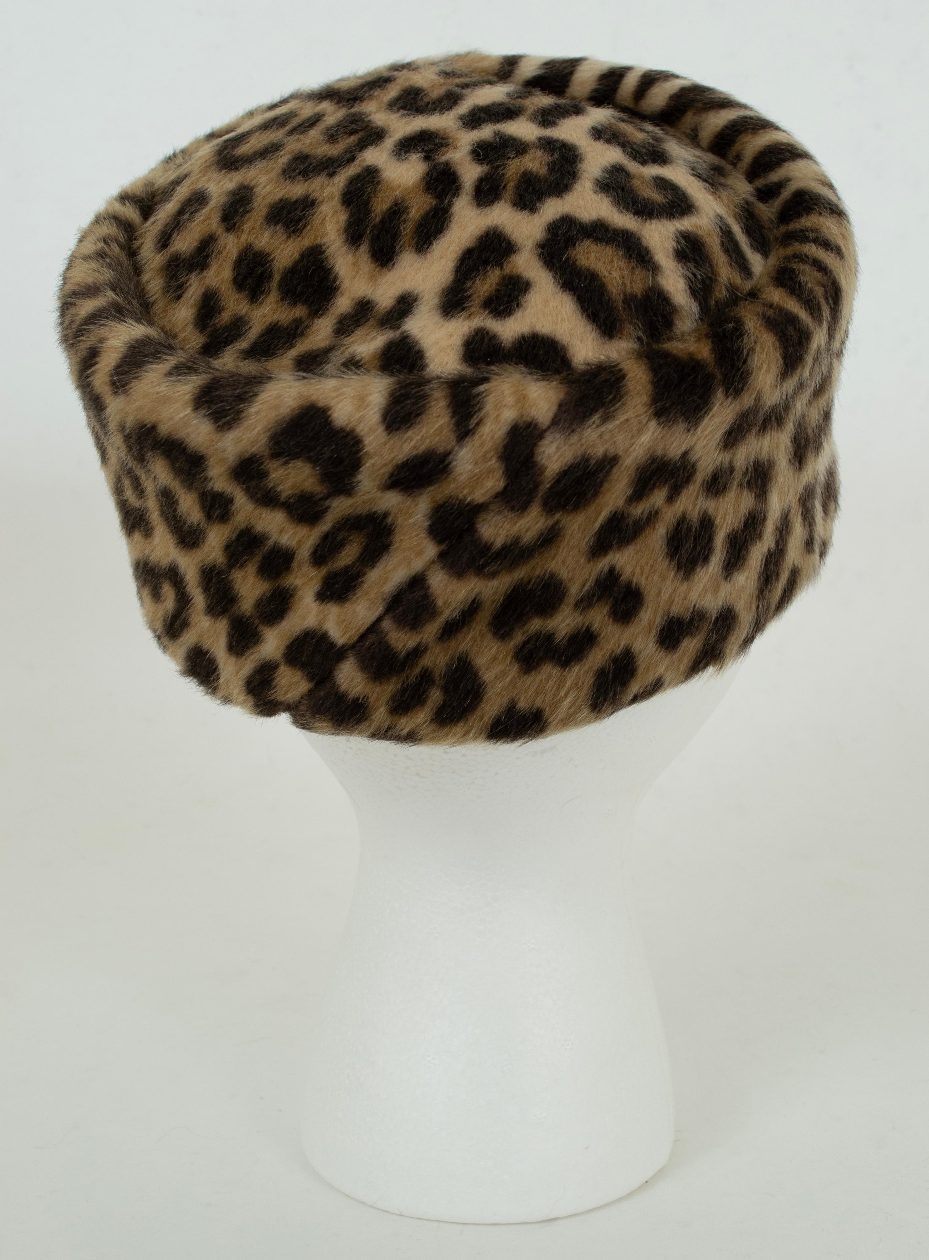 Kunstpelz Leopard Pillbox Turban Hut - S (6 ¾), 1960s im Zustand „Gut“ im Angebot in Tucson, AZ