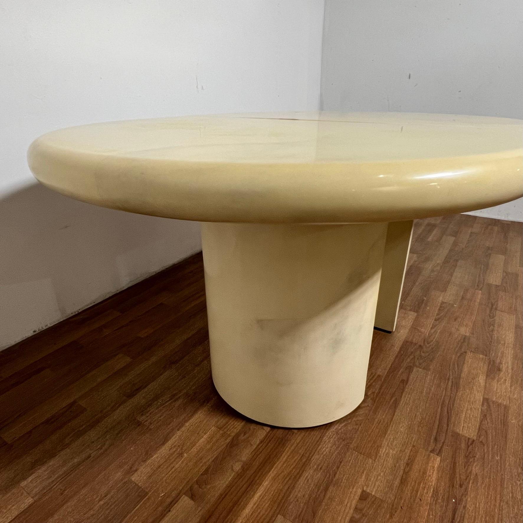 Faux Goat Skin Lacquered Dining Table With Two Leaves, Circa 1980s For Sale 7