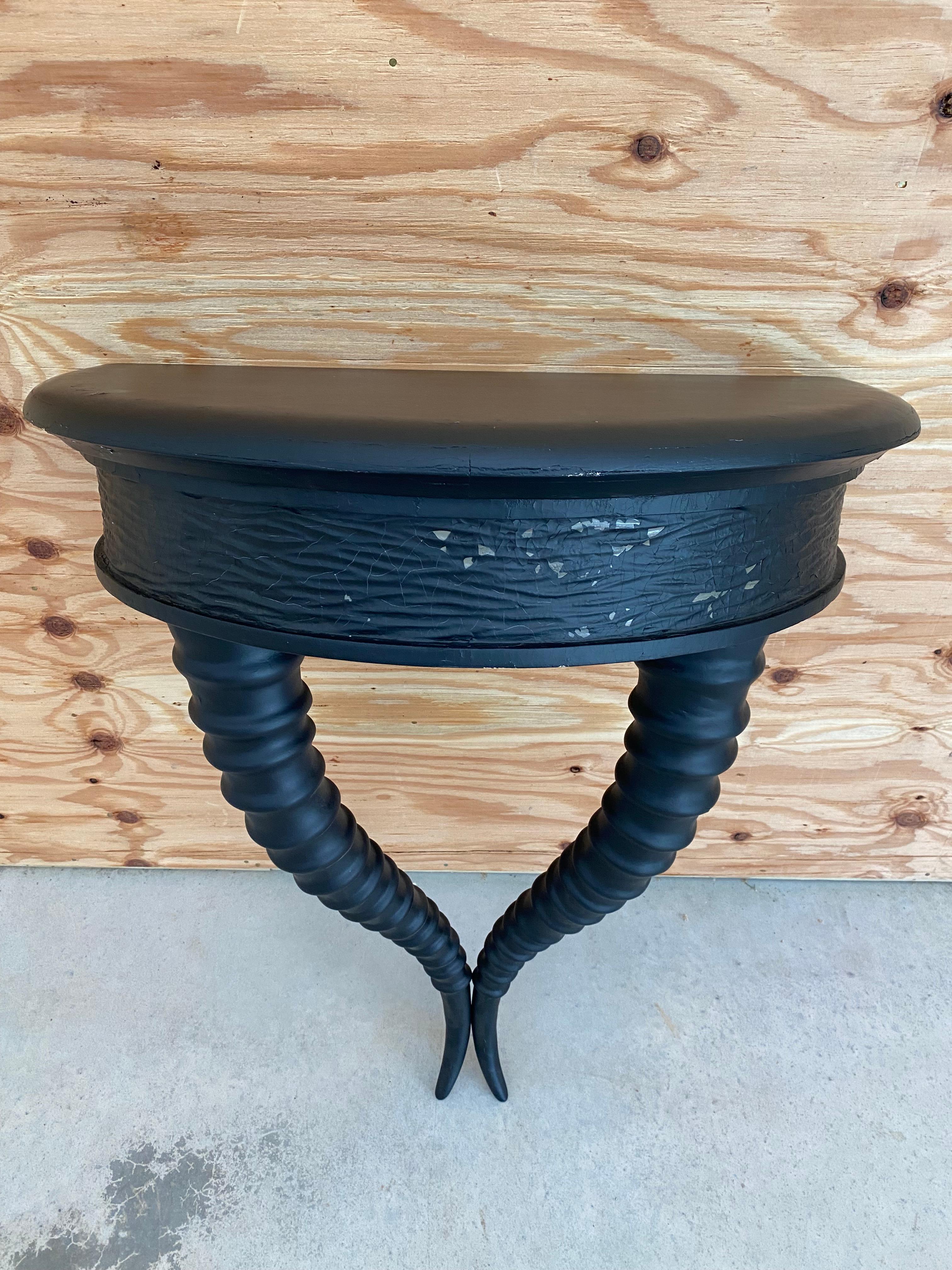 Faux Horn Wall-Mounted Console Table en vente 1