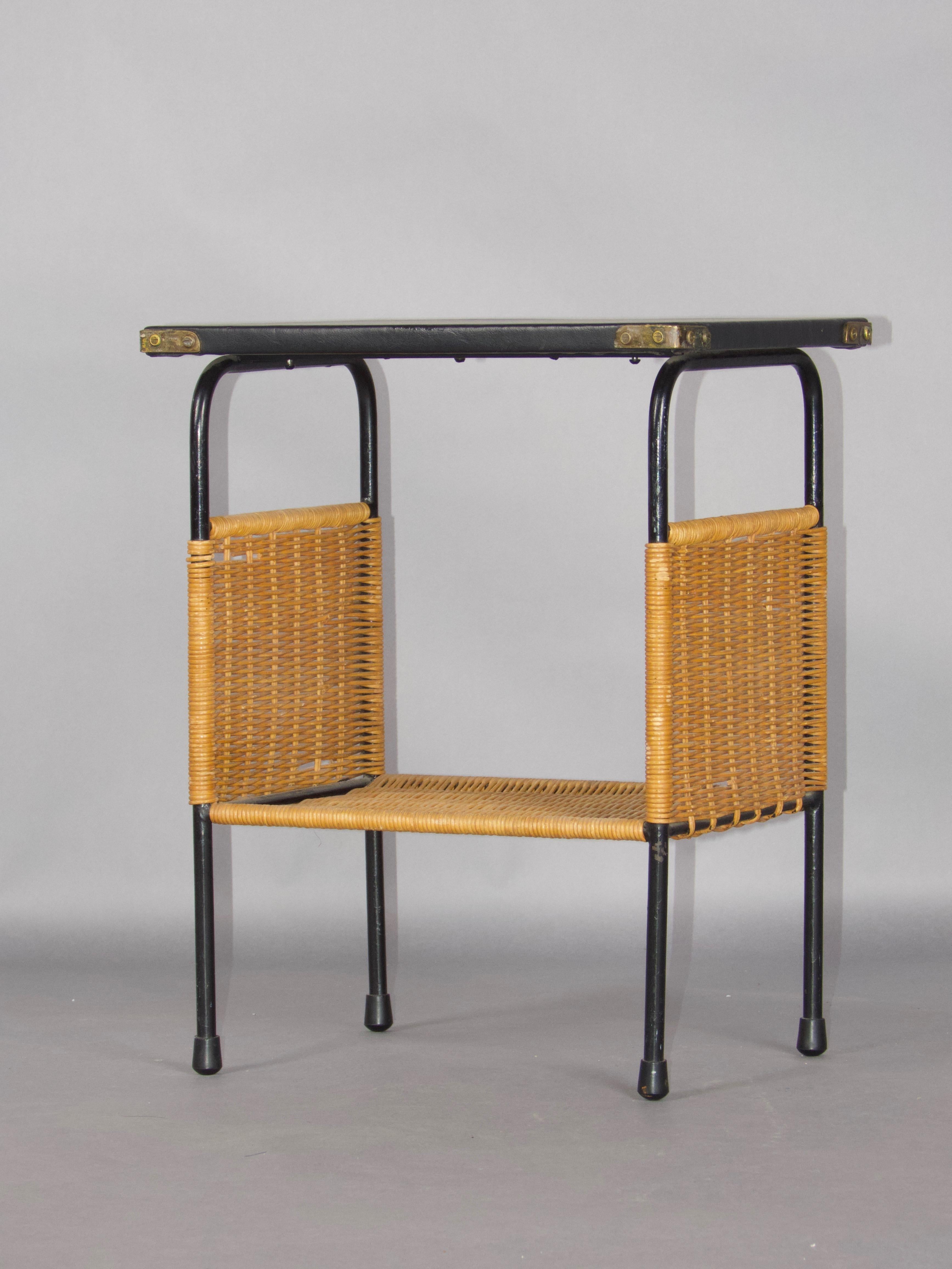 Faux leather and rattan Mathieu Mategot style side table In Good Condition In grand Lancy, CH