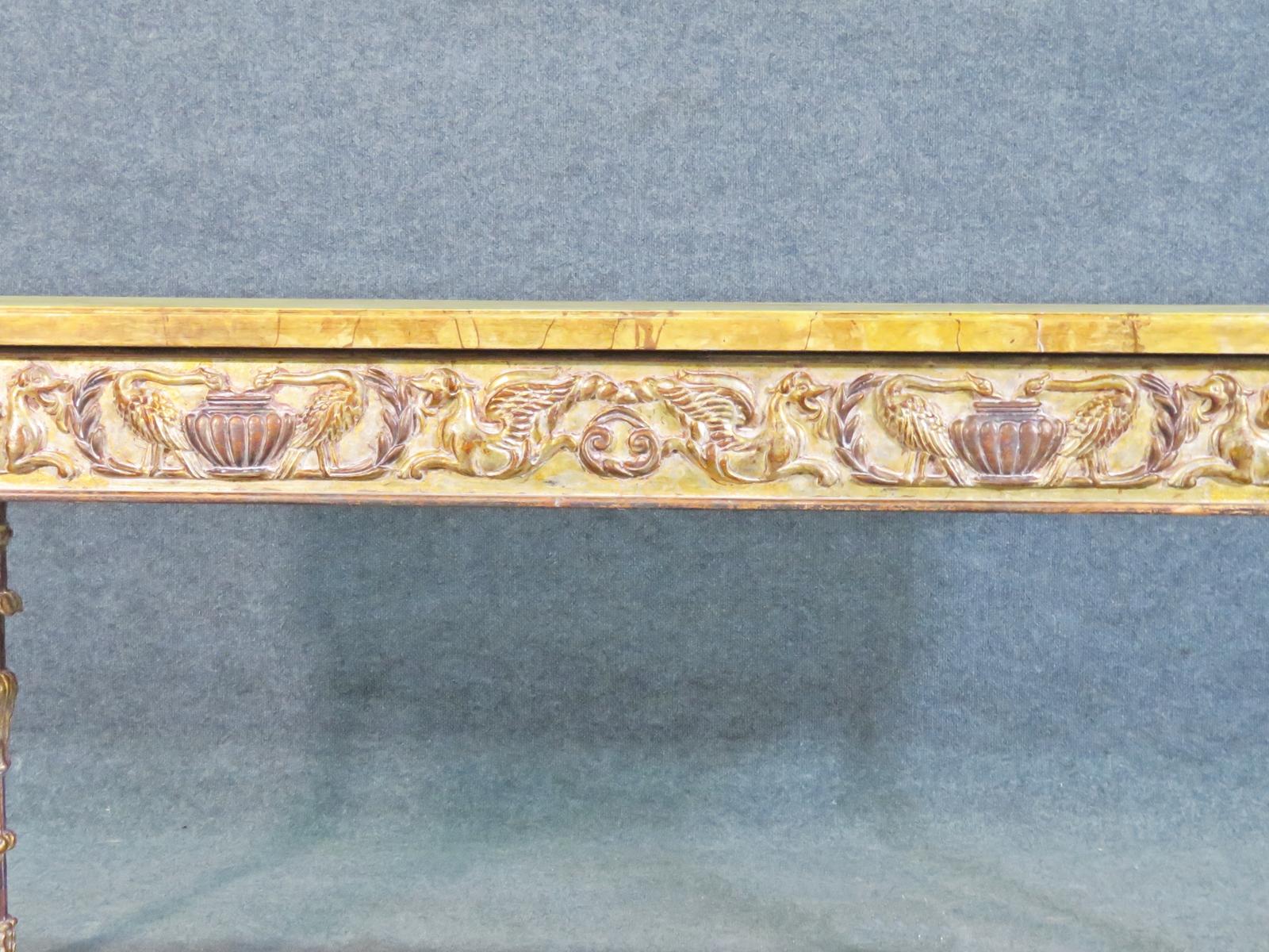 Table console décorée de peinture en faux marbre de style Louis XVI en vente 6