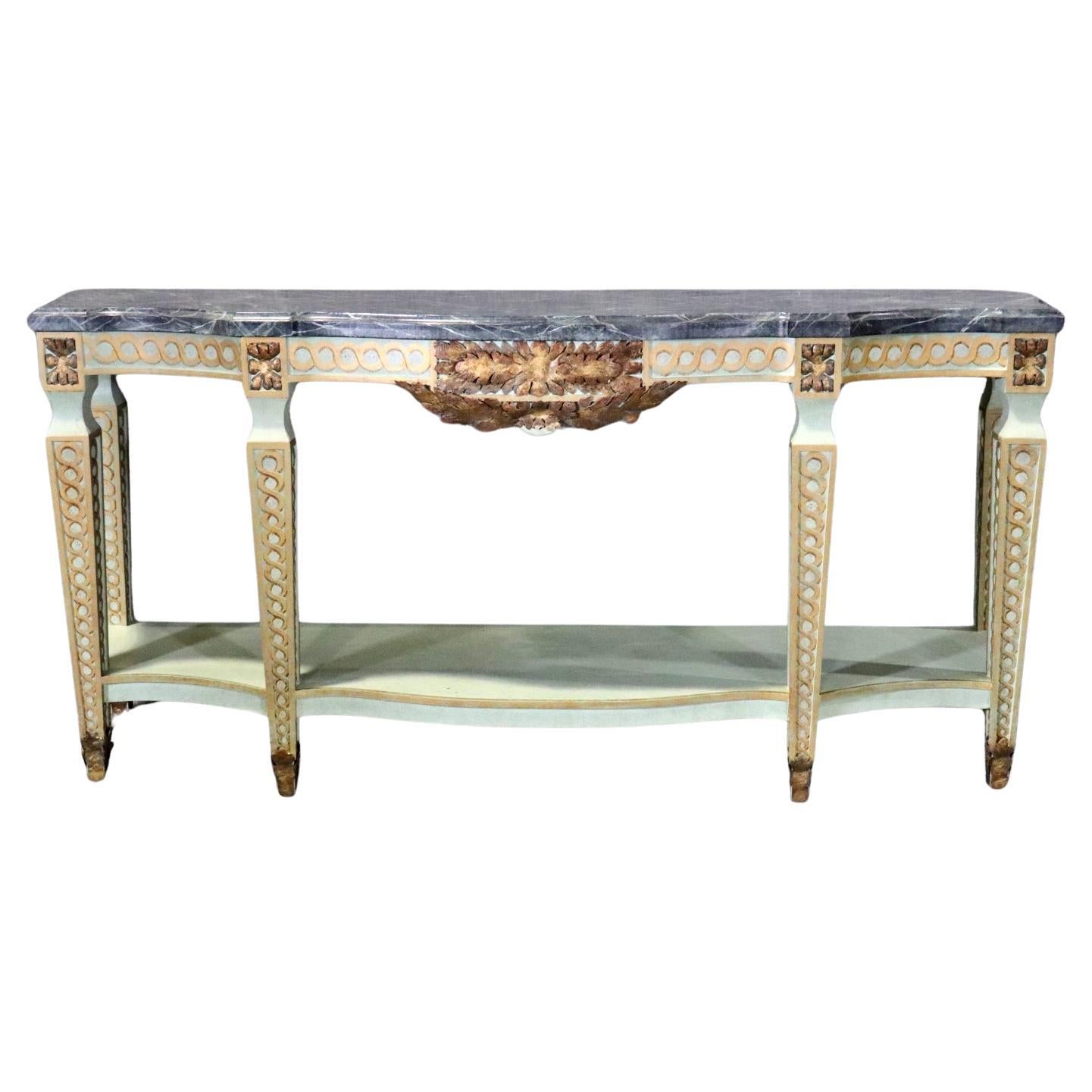 Table console de style Louis XVI peinte en faux marbre et dorée