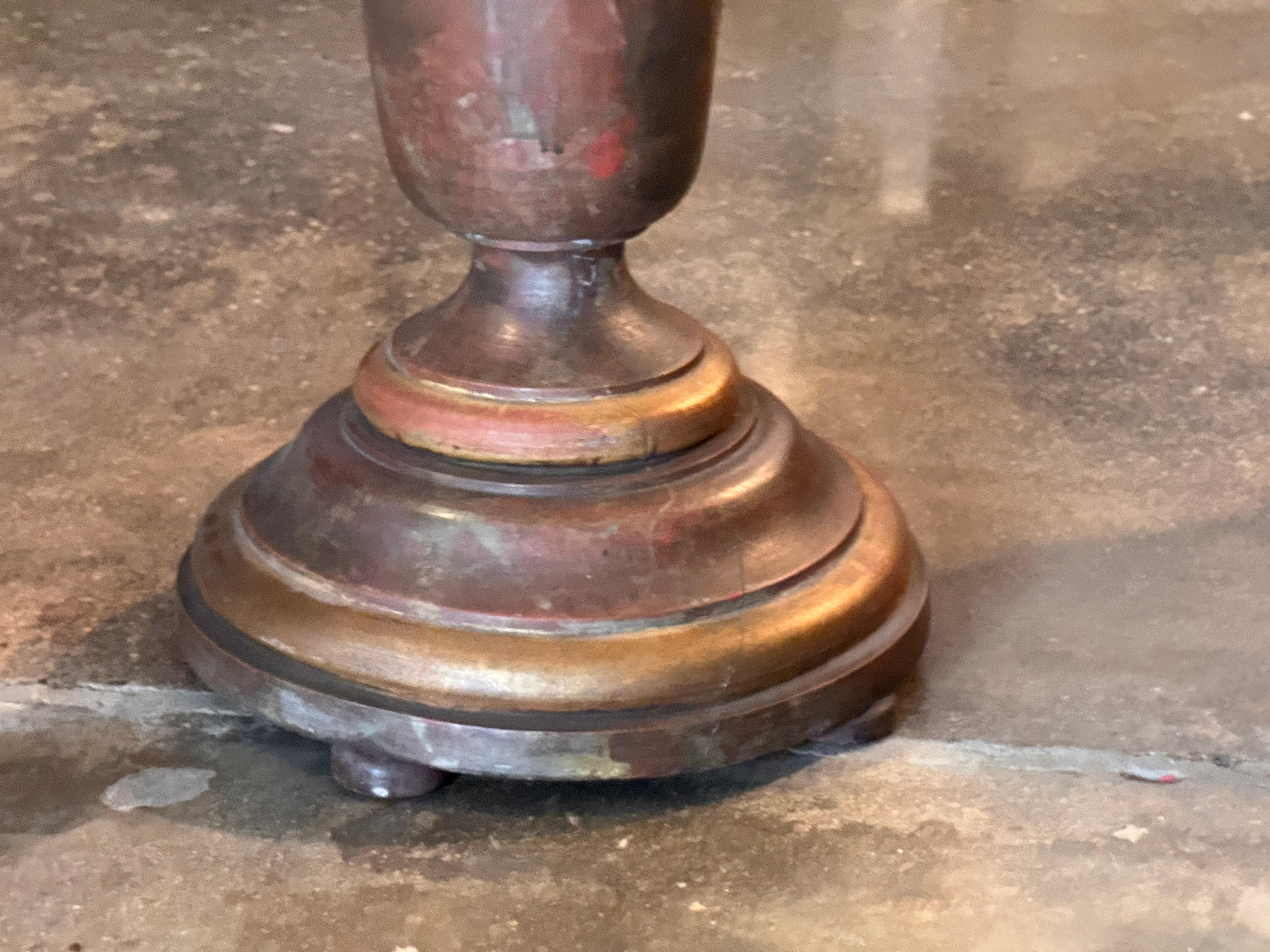 Faux-Marble Painted Side Table Bon état - En vente à Charlottesville, VA