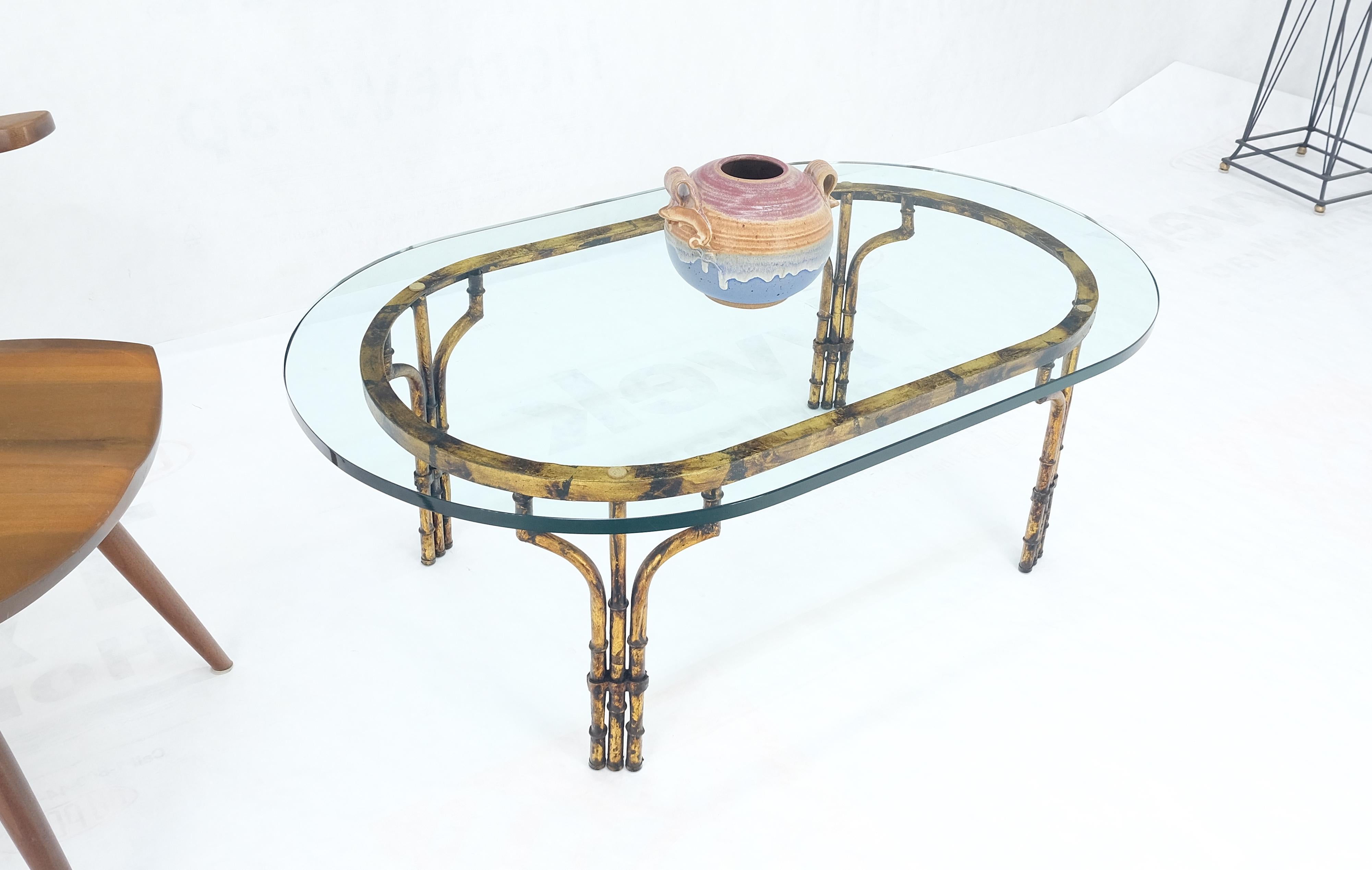 ¡Mesa de centro ovalada con tapa de cristal de 3/4