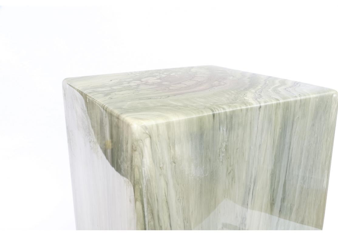 20ième siècle Socle de table en faux onyx en vente