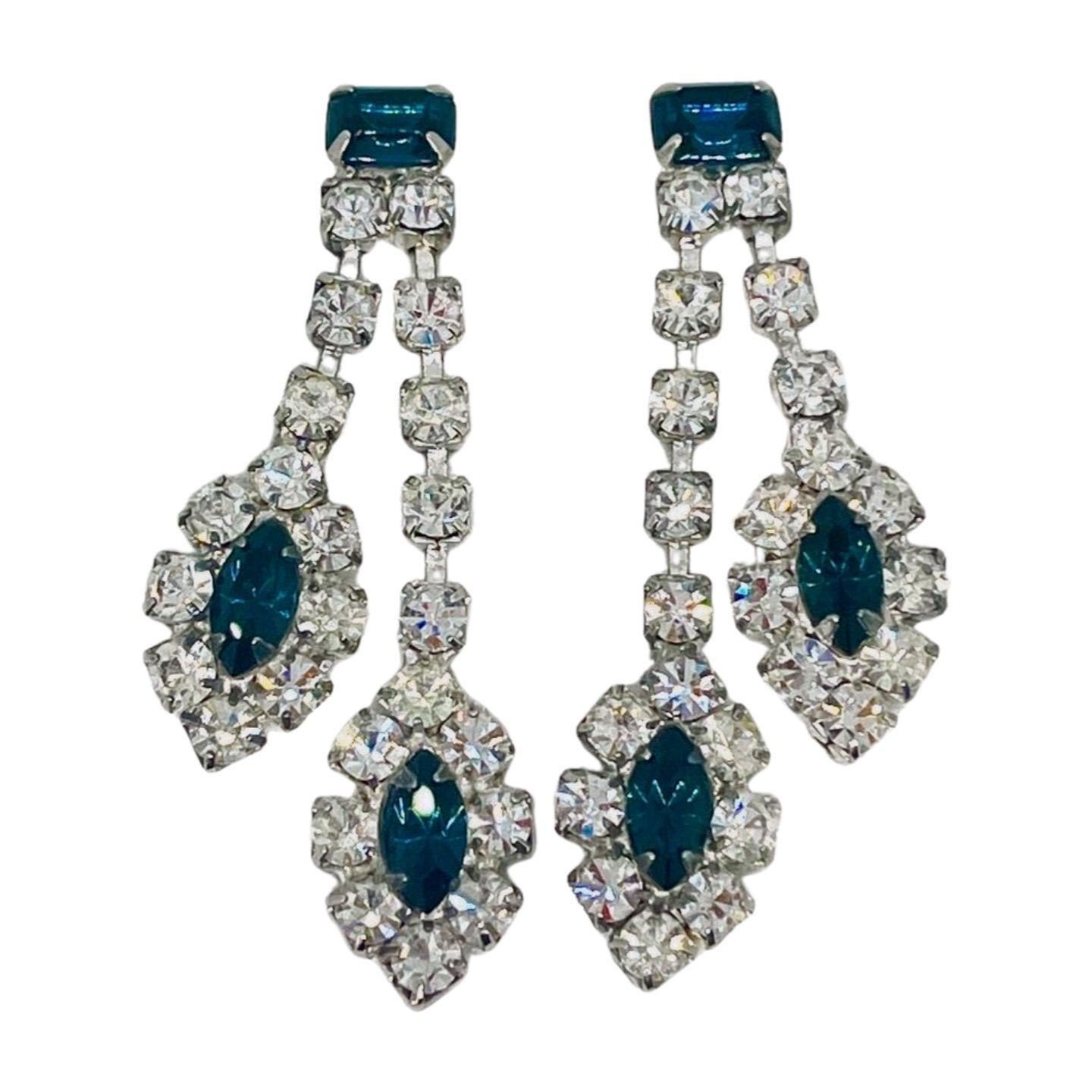 Pendants d'oreilles Ellipse CZ à double rang en faux saphir marquise en vente 1