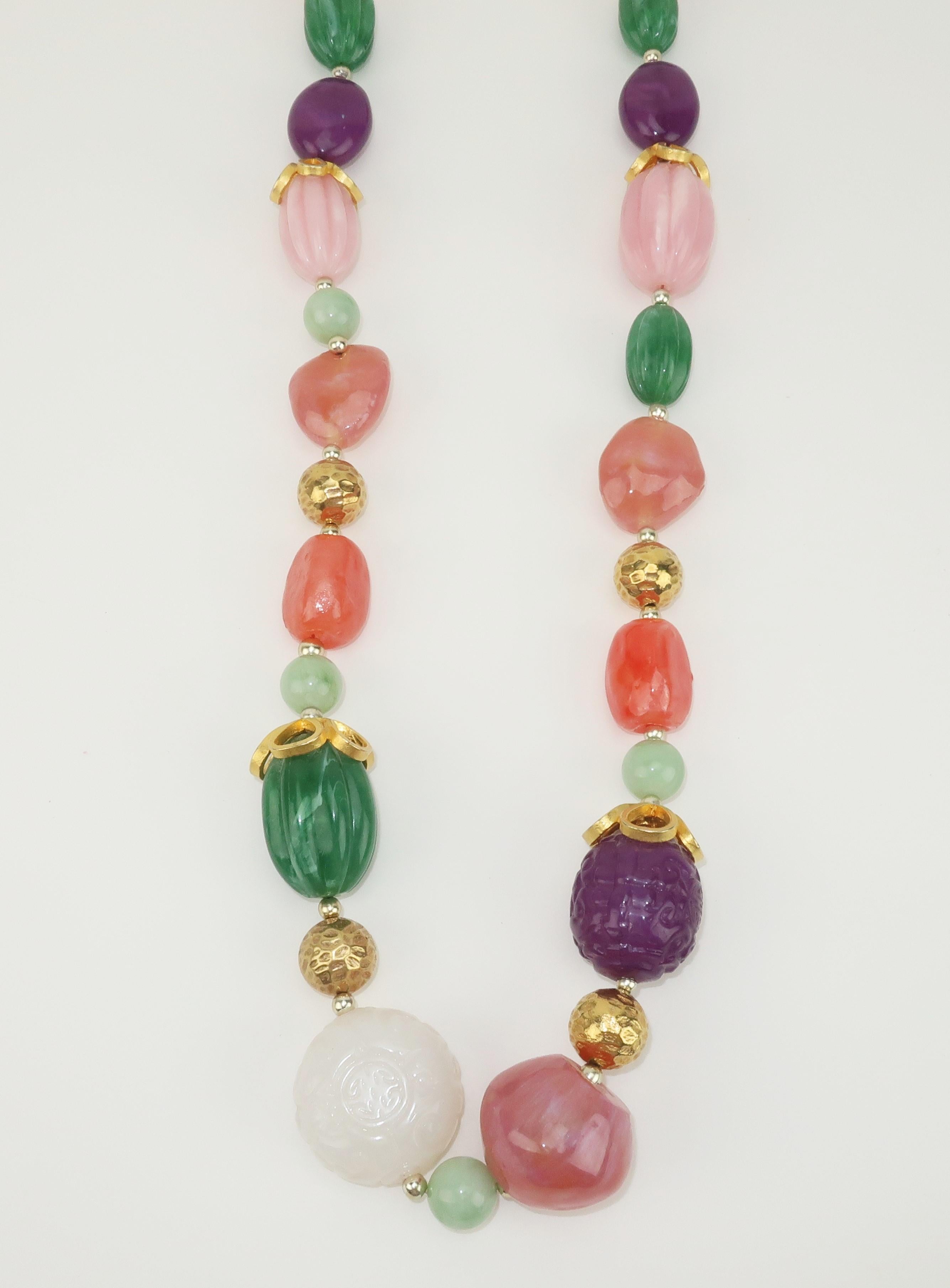 Faux Semi Precious Stone Resin Necklace, 1980's In Good Condition For Sale In Atlanta, GA