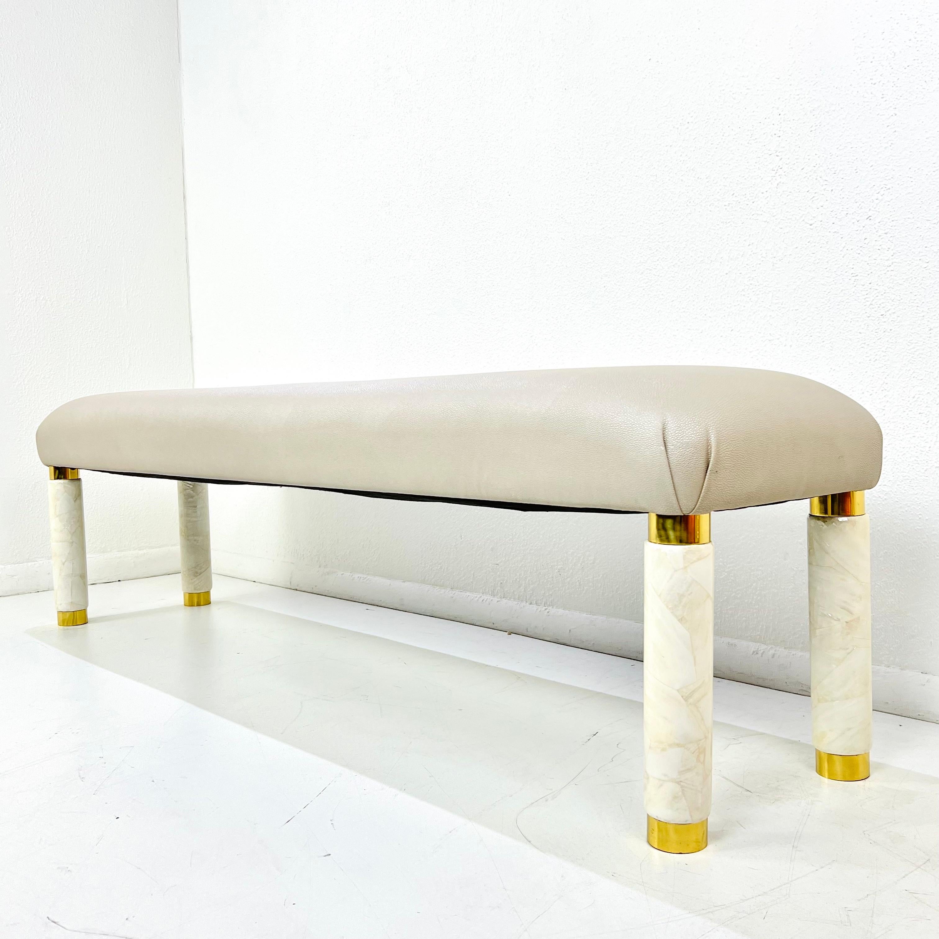 Panchina in finto zigrino con accenti in ottone in vendita 10