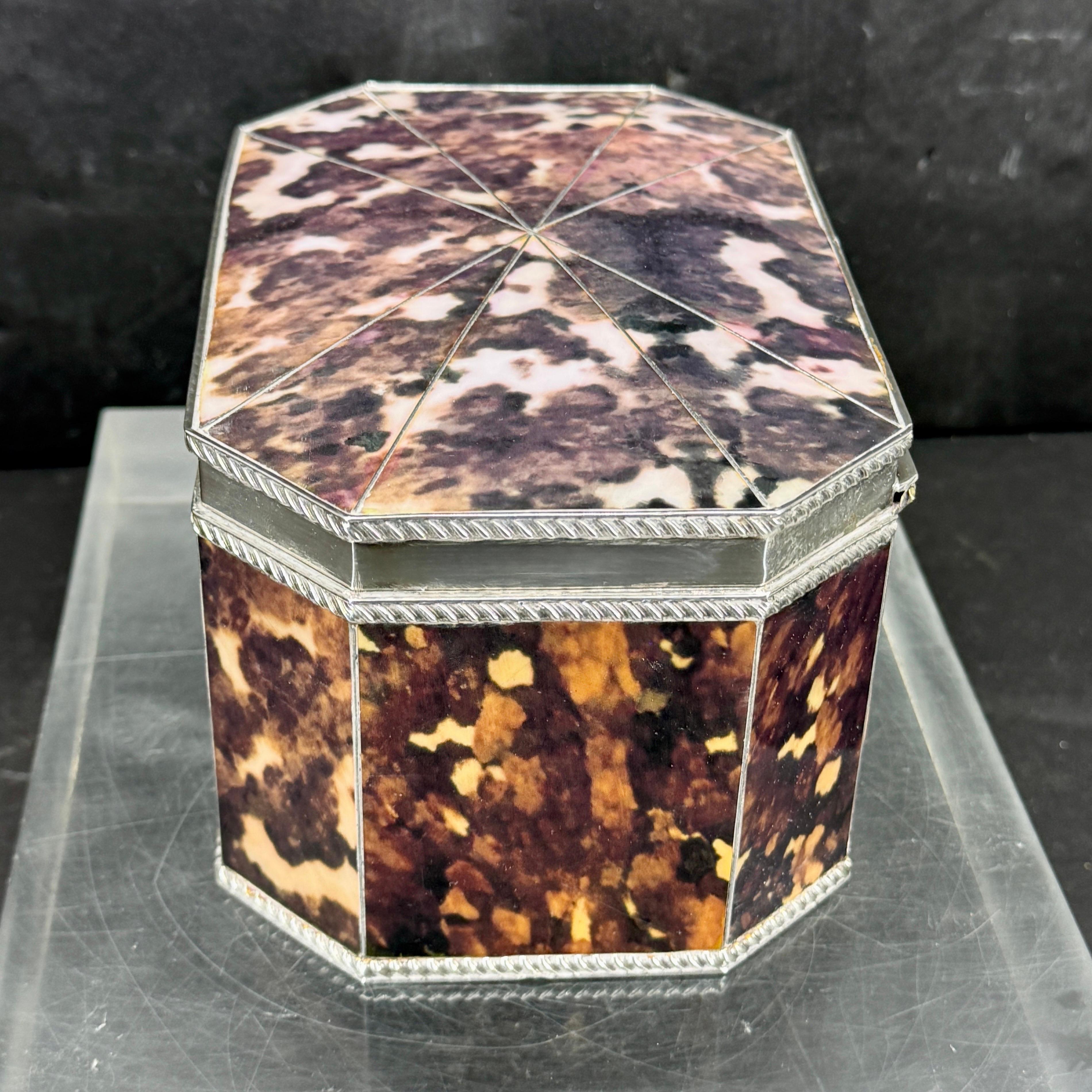 Faux Tortoise Shell and Silver-Plated Tea Caddy Trinket Box In Good Condition For Sale In Haddonfield, NJ