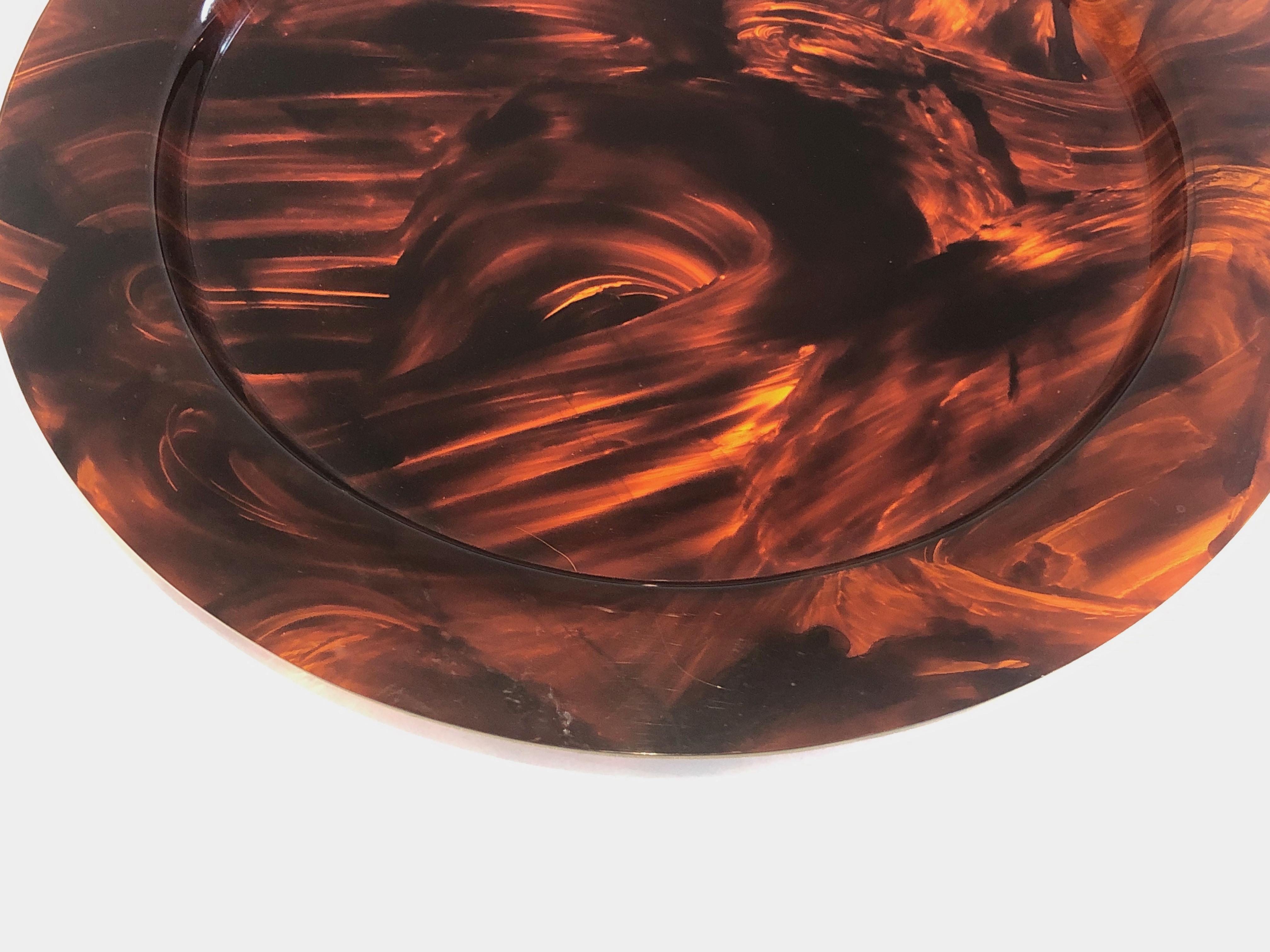 Faux Turtle-Shell Lucite Round Tray. French Work. Circa 1970. For Sale 6