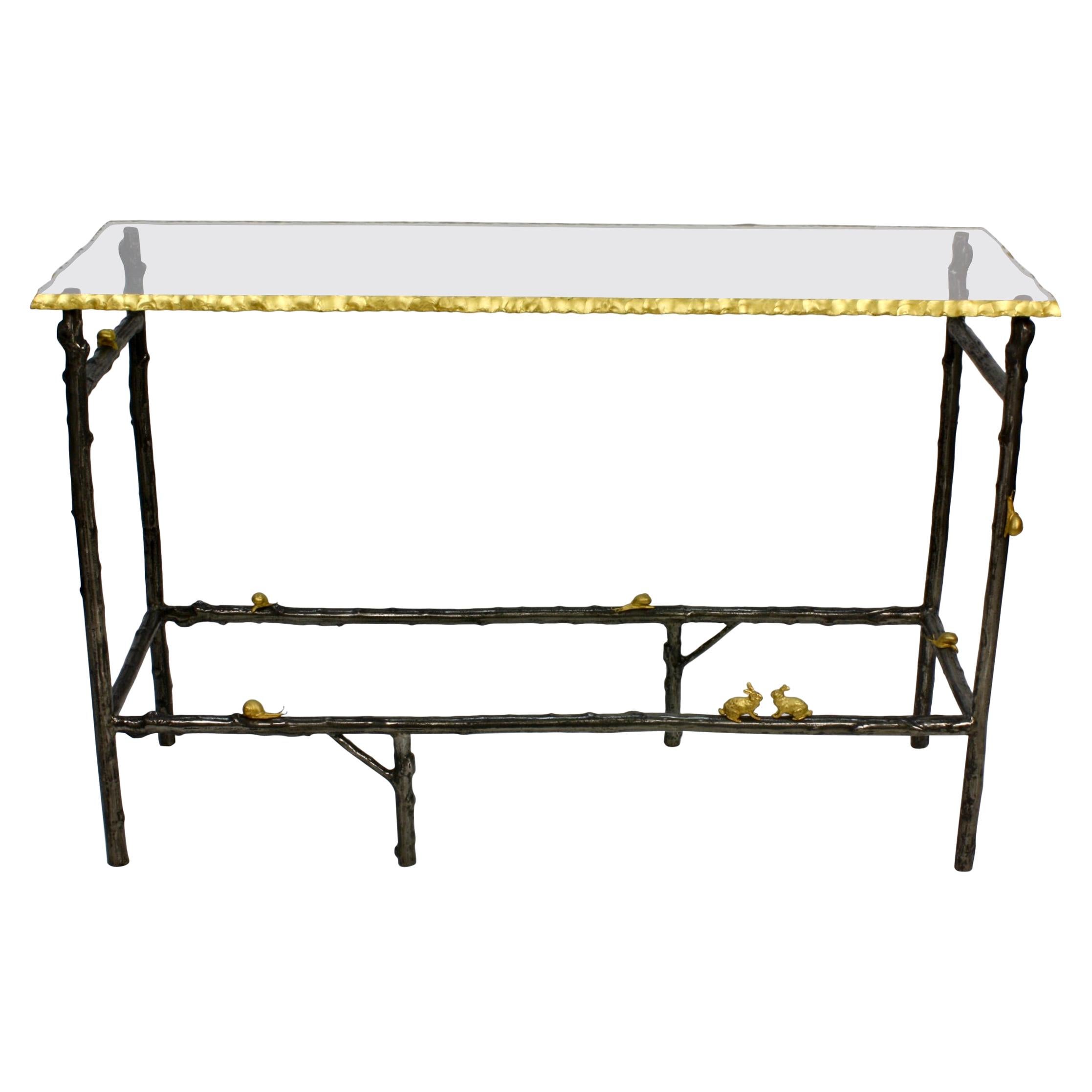 Konsolentisch aus Kunstzweigholz mit Schnecken aus vergoldeter Bronze und rustikaler Glasplatte